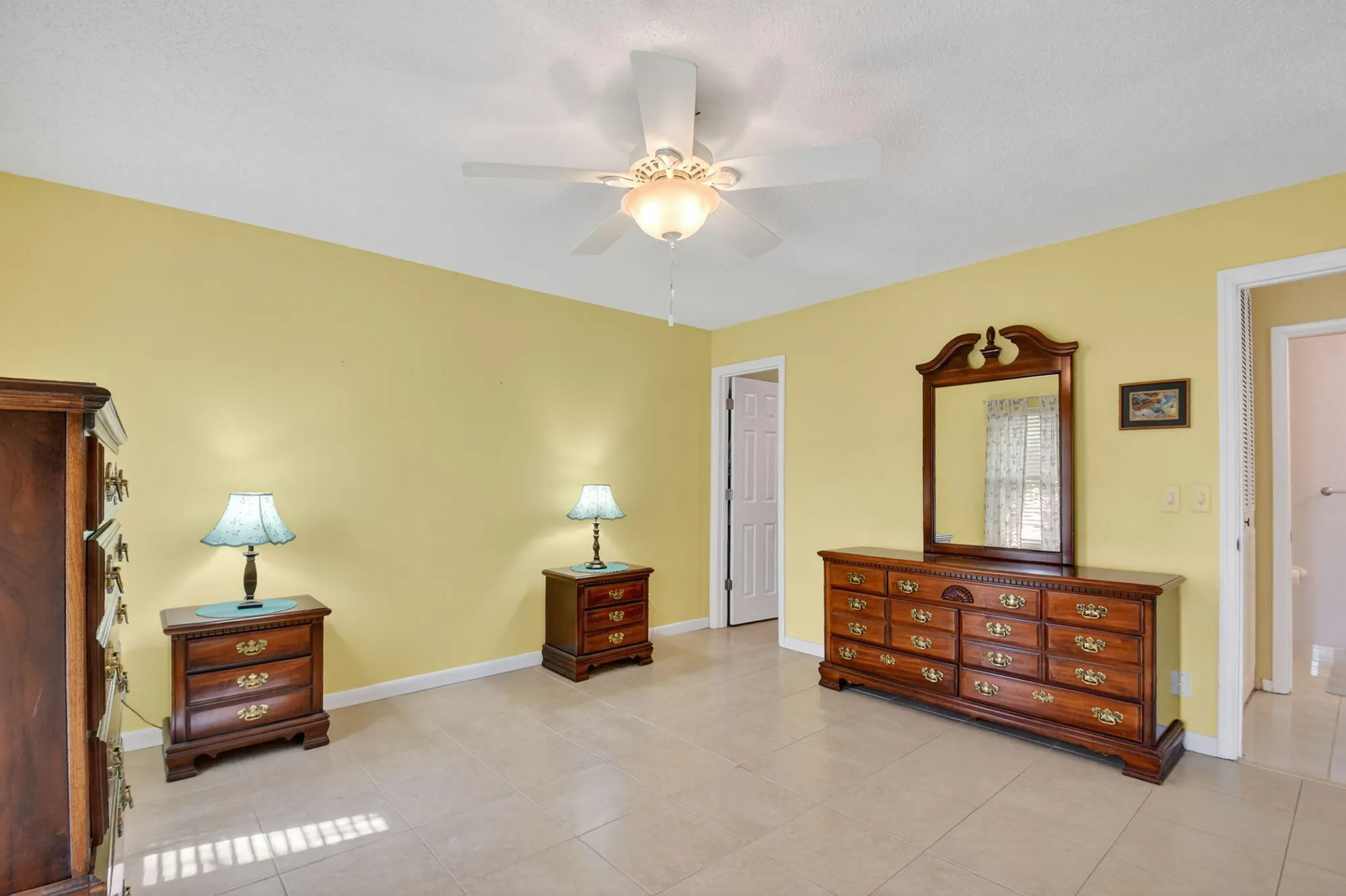 Property Slideshow image 28 of 53 | 676 laconia cr b, Lake Worth, FL, 33467