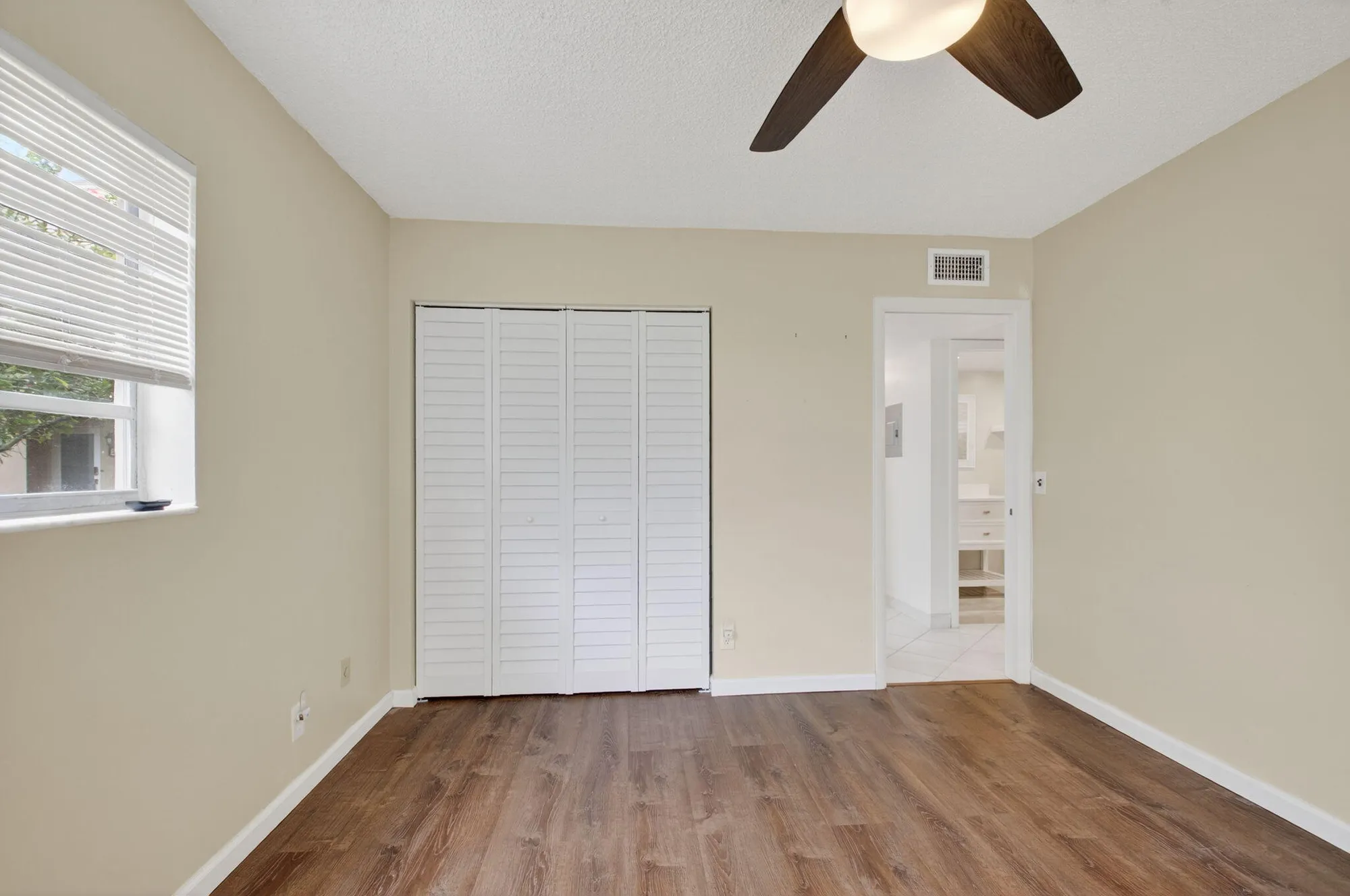 Property Slideshow image 6 of 41 | 826 normandy r, Delray Beach, FL, 33484
