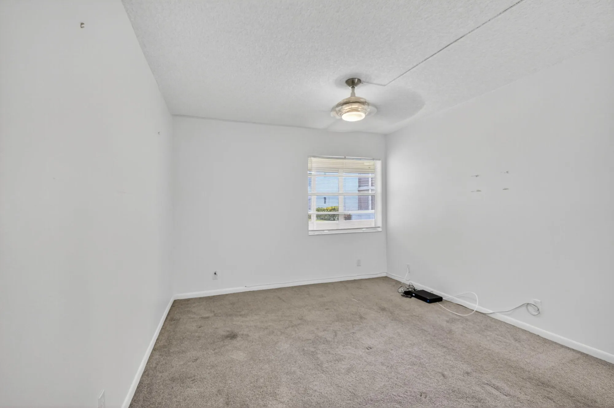 Property Slideshow image 11 of 41 | 826 normandy r, Delray Beach, FL, 33484