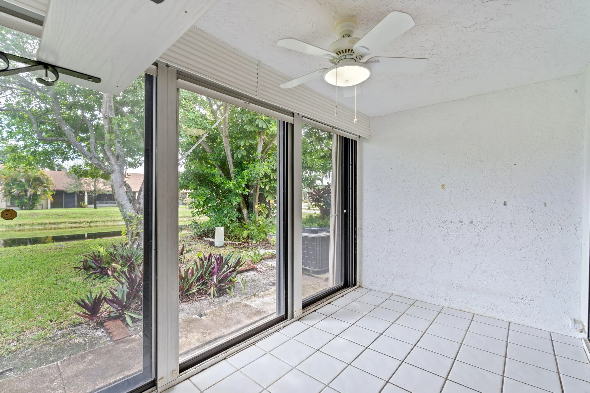 Property Slideshow image 16 of 57 | 3646 willa way a, Lake Worth, FL, 33467