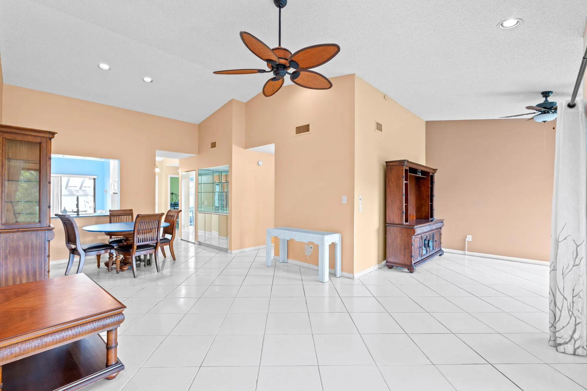 Property Slideshow image 10 of 57 | 3646 willa way a, Lake Worth, FL, 33467