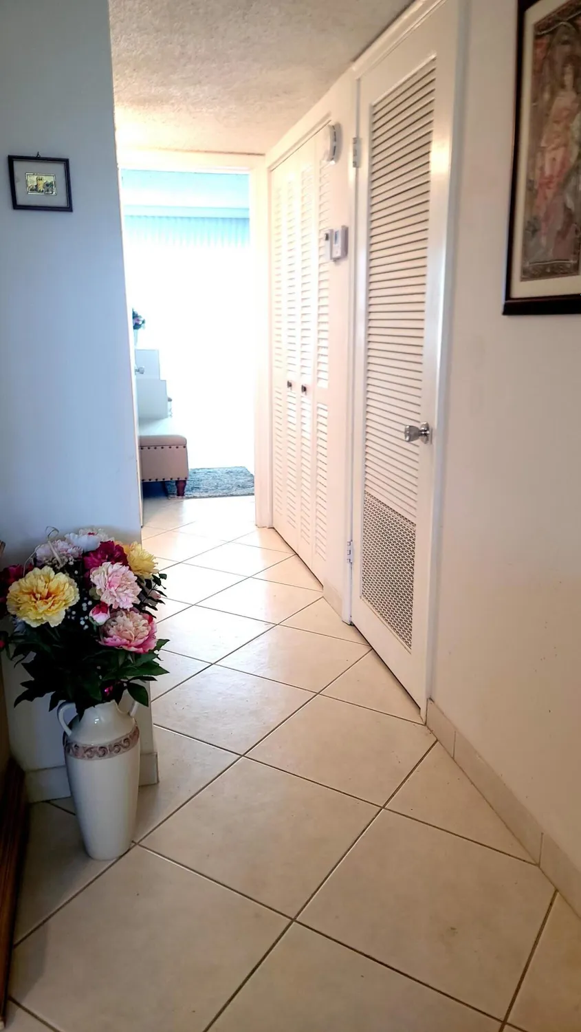 Property Slideshow image 9 of 53 | 209 greenbrier a, West Palm Beach, FL, 33417