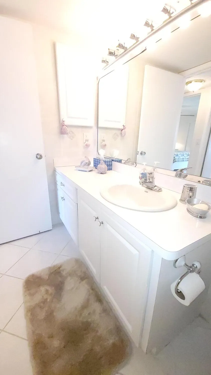 Property Slideshow image 26 of 53 | 209 greenbrier a, West Palm Beach, FL, 33417