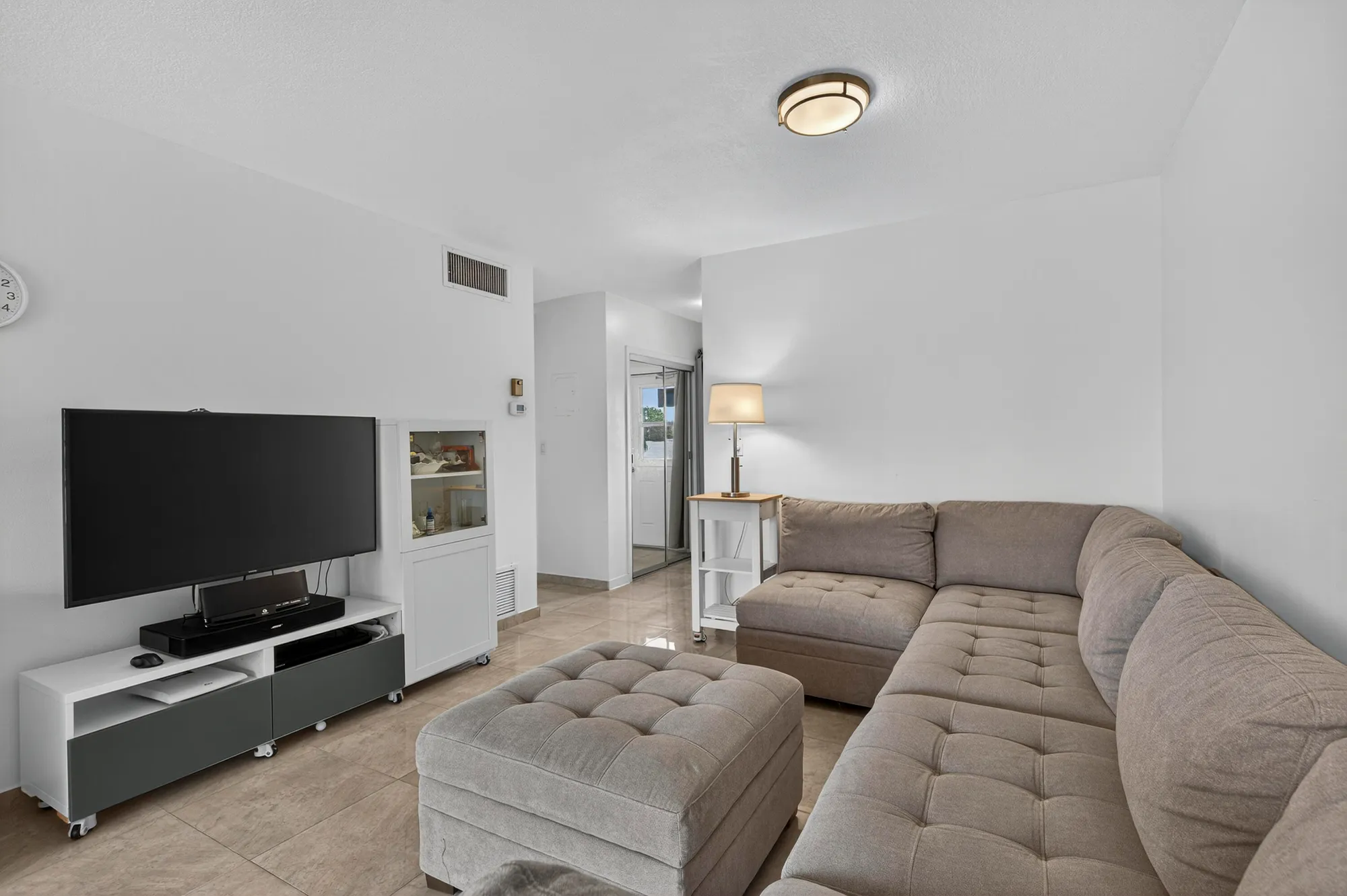 Property Slideshow image 15 of 63 | 251 s golf blvd 287, Pompano Beach, FL, 33064