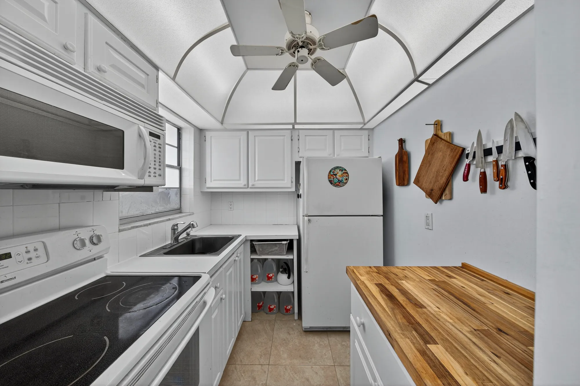Property Slideshow image 5 of 63 | 251 s golf blvd 287, Pompano Beach, FL, 33064