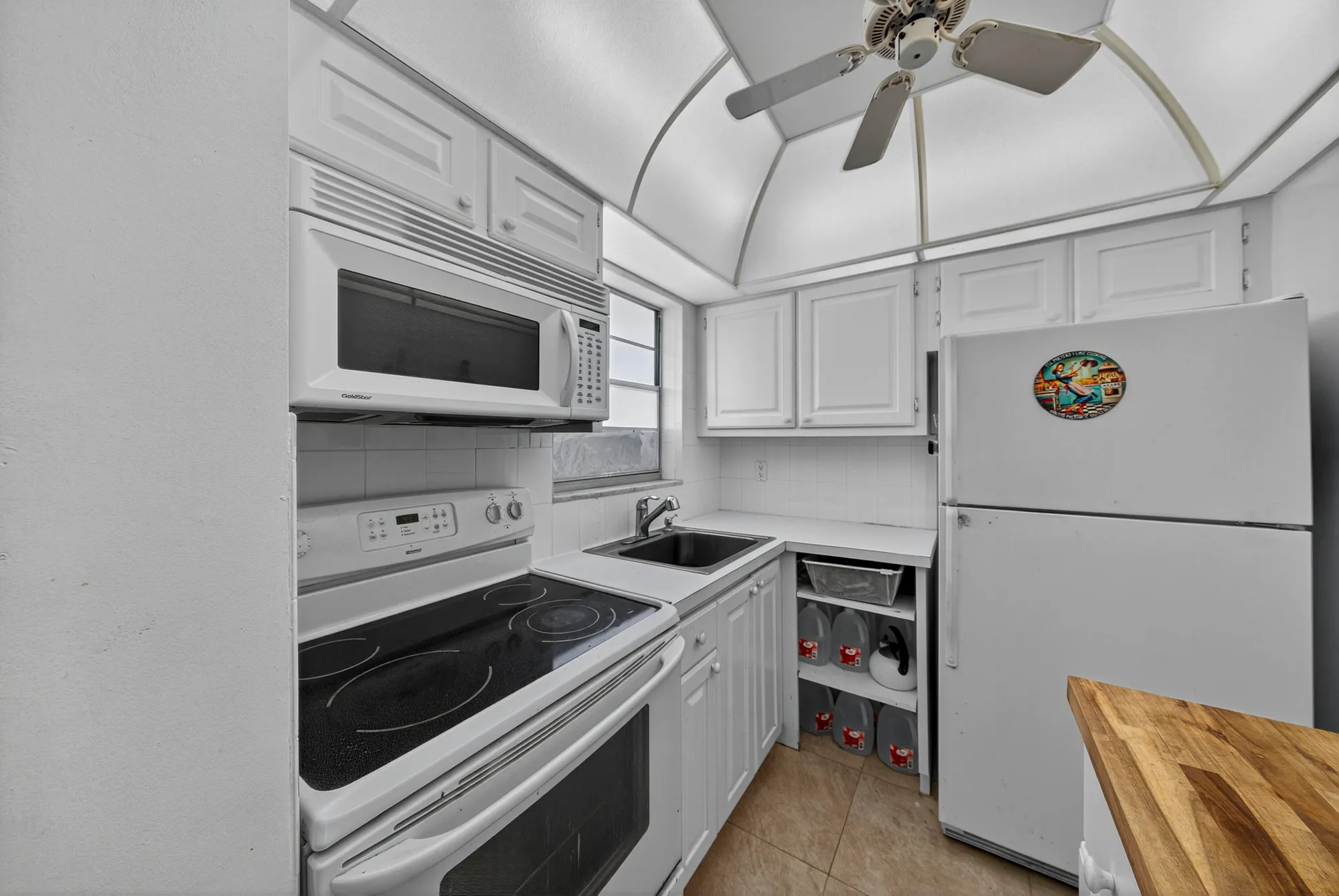 Property Slideshow image 3 of 63 | 251 s golf blvd 287, Pompano Beach, FL, 33064