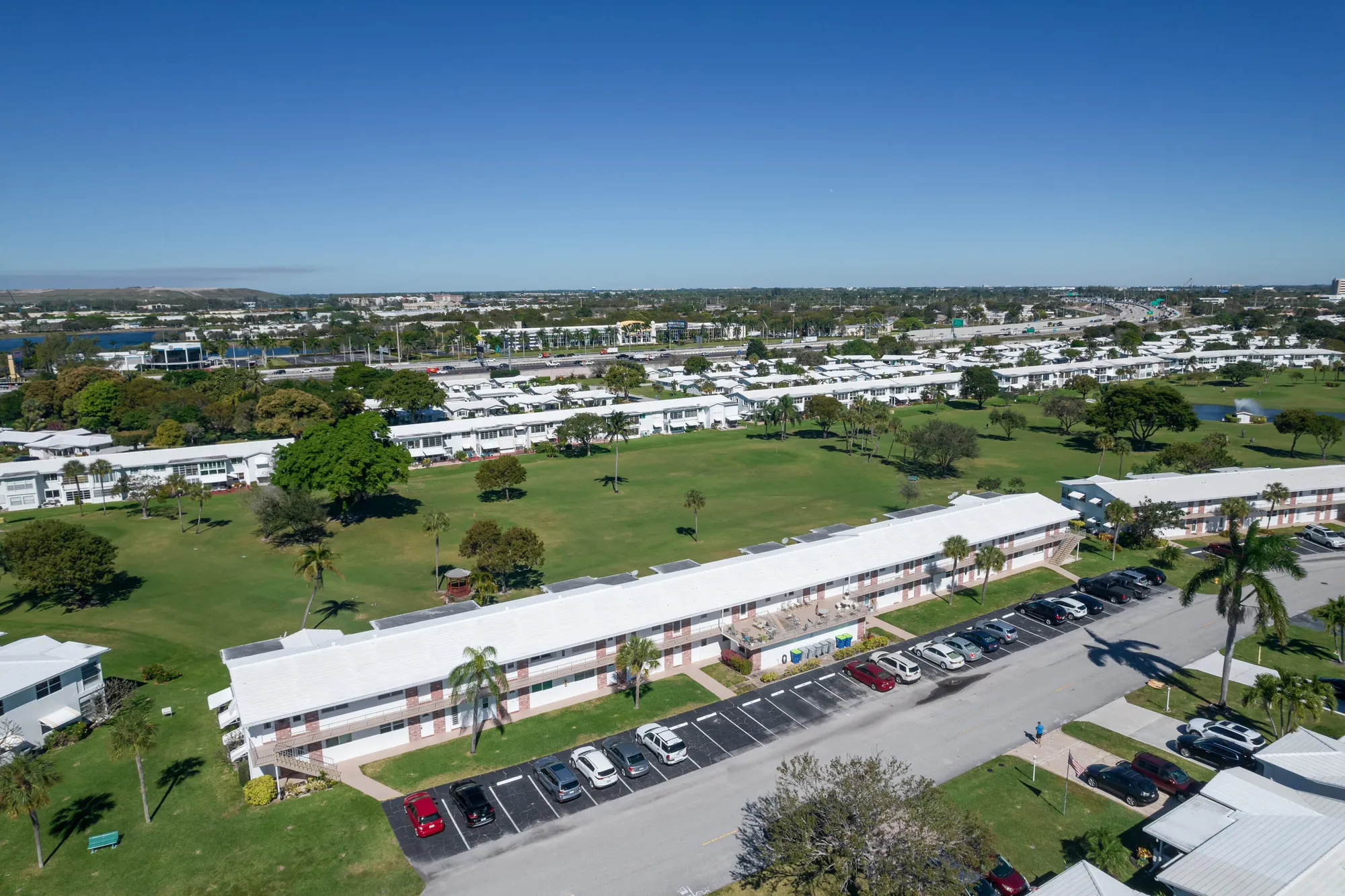 Property Slideshow image 33 of 63 | 251 s golf blvd 287, Pompano Beach, FL, 33064