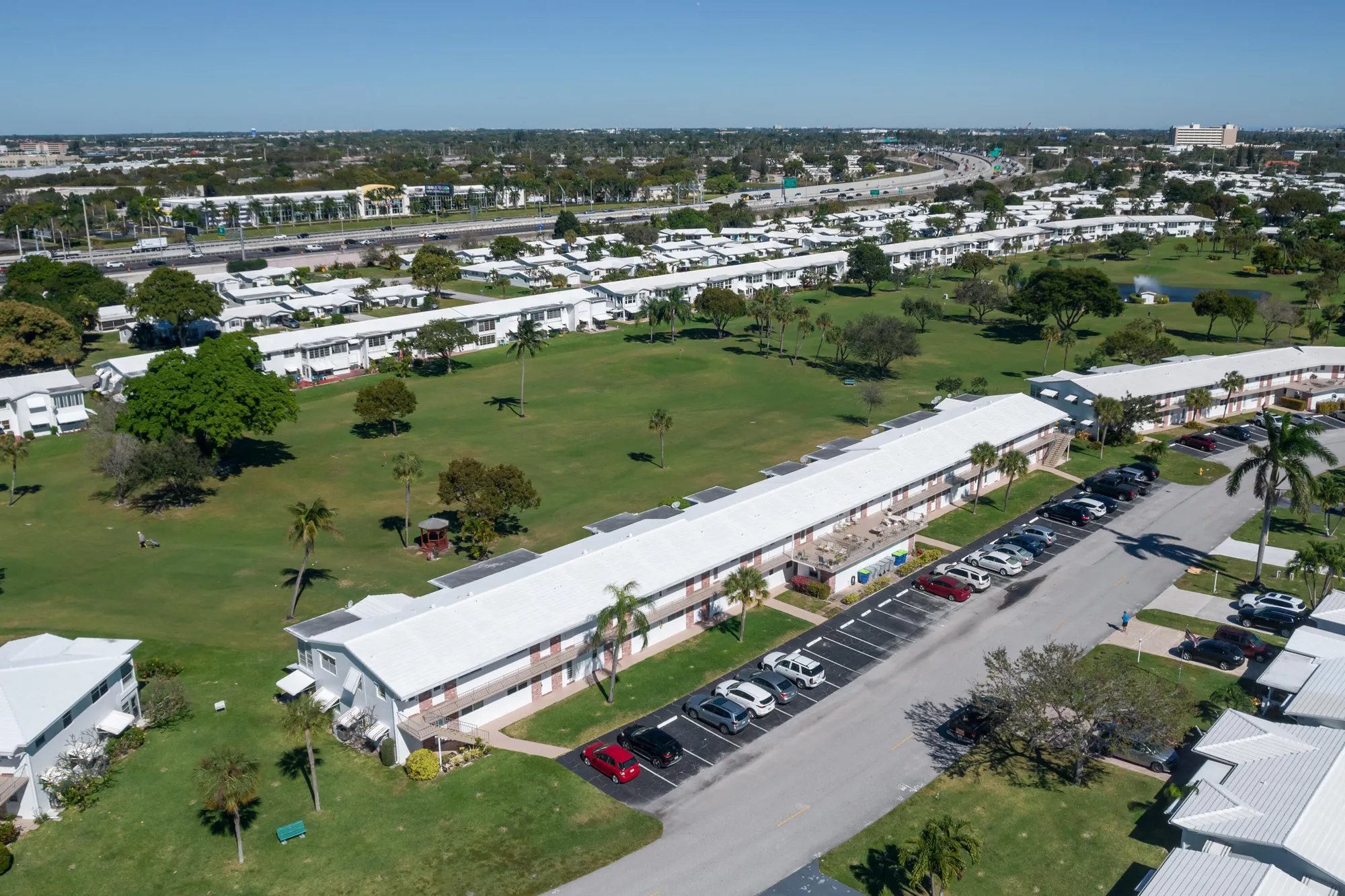 Property Slideshow image 34 of 63 | 251 s golf blvd 287, Pompano Beach, FL, 33064