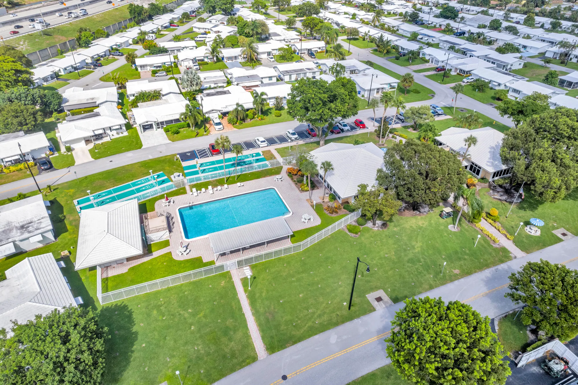 Property Slideshow image 48 of 63 | 251 s golf blvd 287, Pompano Beach, FL, 33064