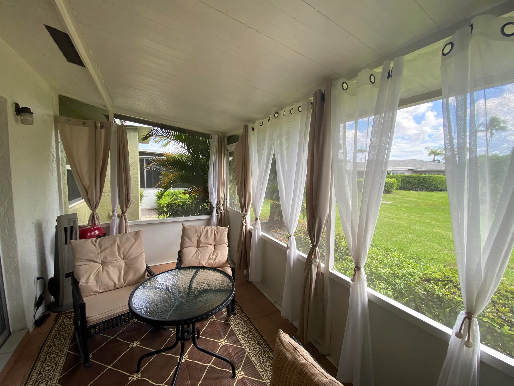 Property Slideshow image 38 of 43 | 1040 n palm ln c, Delray Beach, FL, 33445