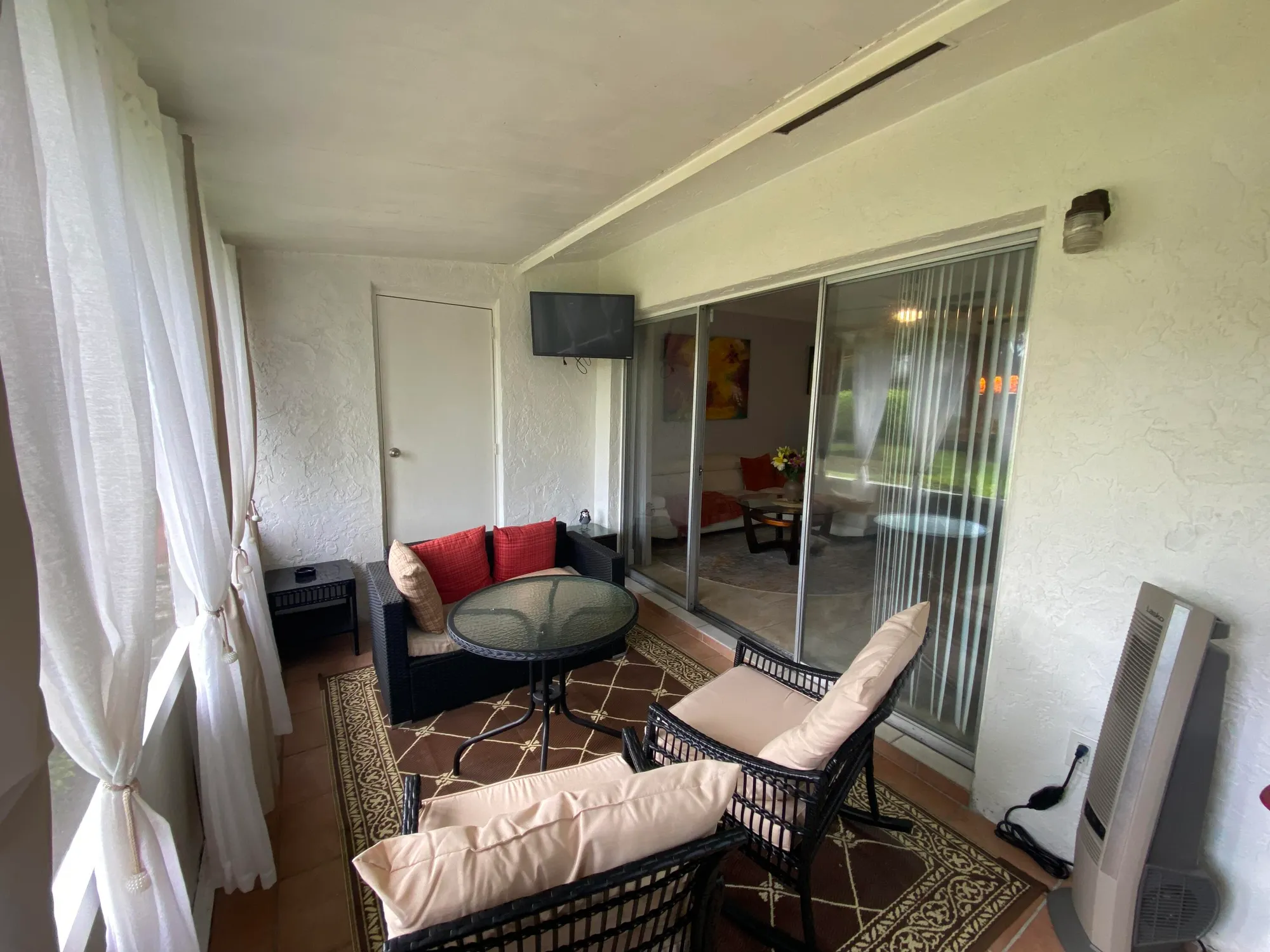 Property Slideshow image 39 of 43 | 1040 n palm ln c, Delray Beach, FL, 33445