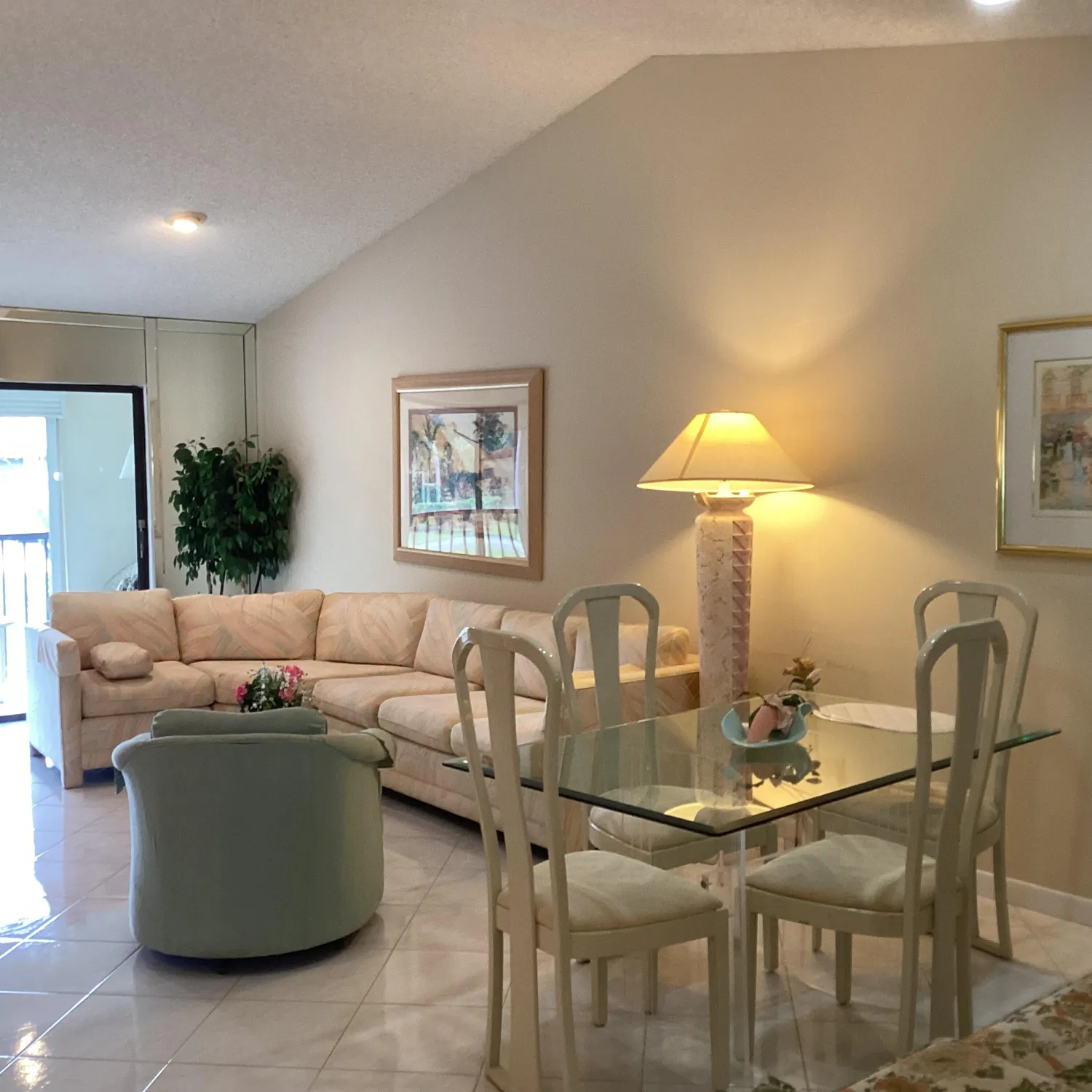 Property Slideshow image 10 of 29 | 15235 lakes of delray blvd 303, Delray Beach, FL, 33484