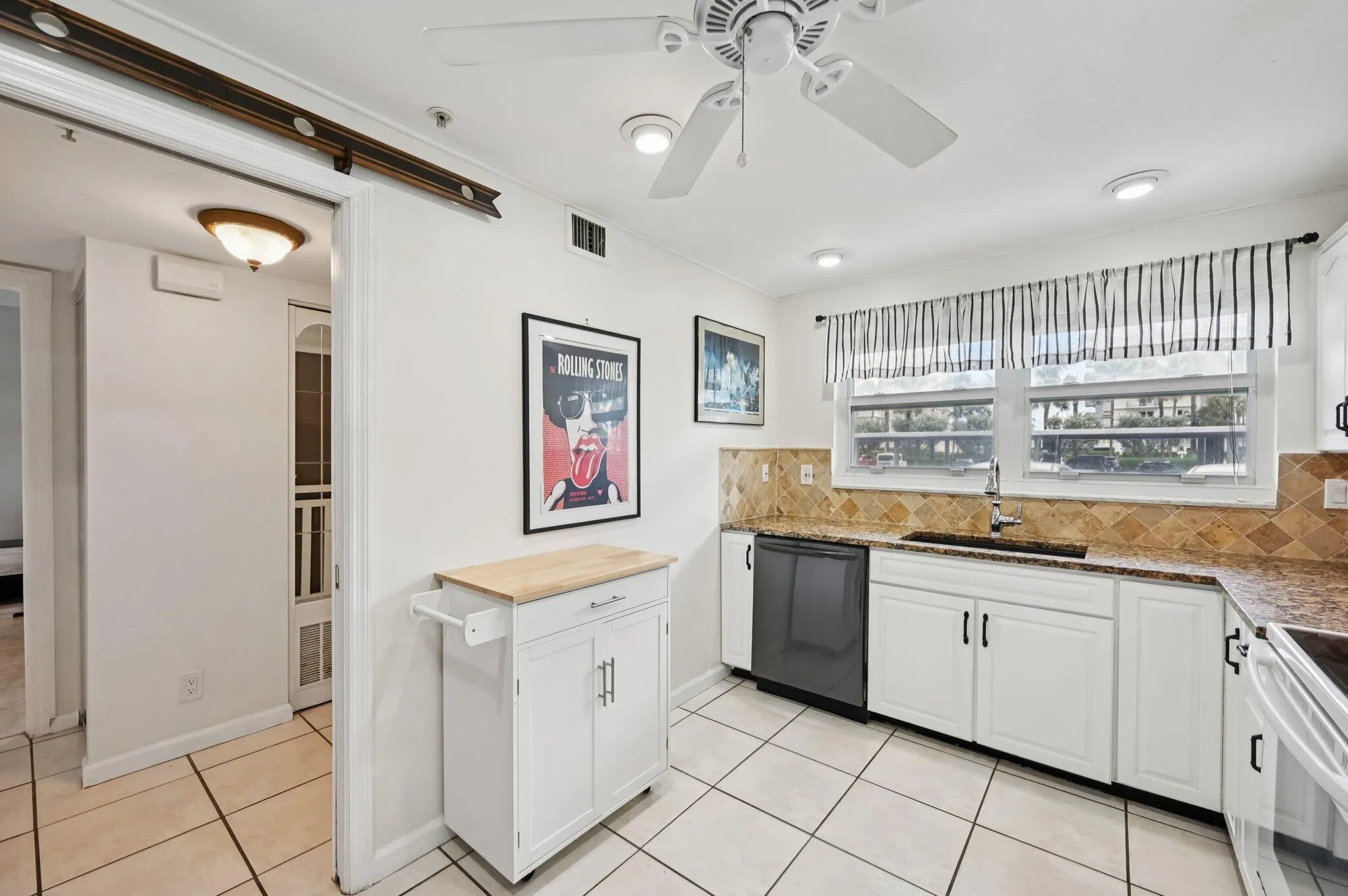 Property Slideshow image 14 of 58 | 3224 s ocean blvd 110b, Highland Beach, FL, 33487