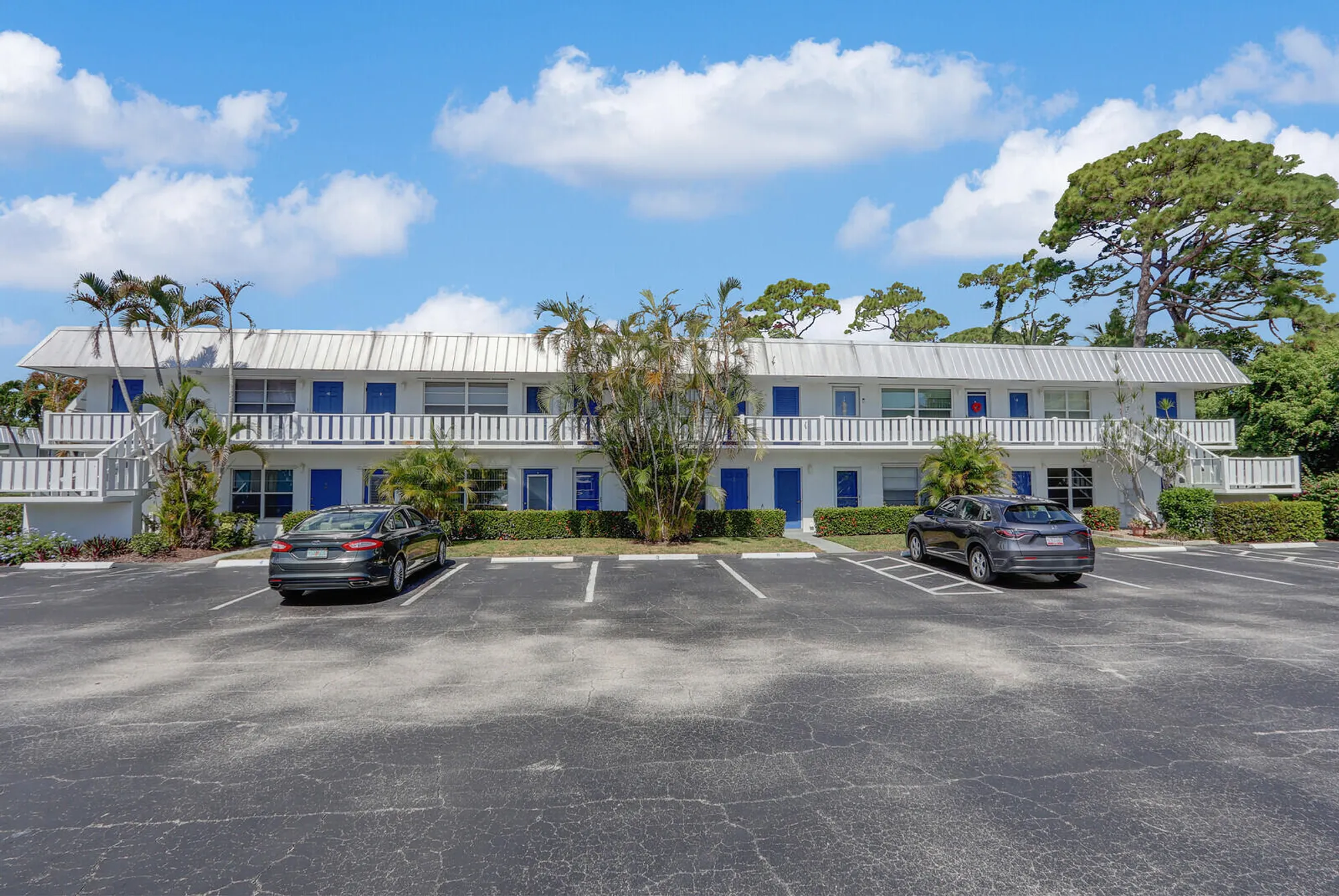 Property Slideshow image 29 of 37 | 2929 se ocean blvd e1, Stuart, FL, 34996