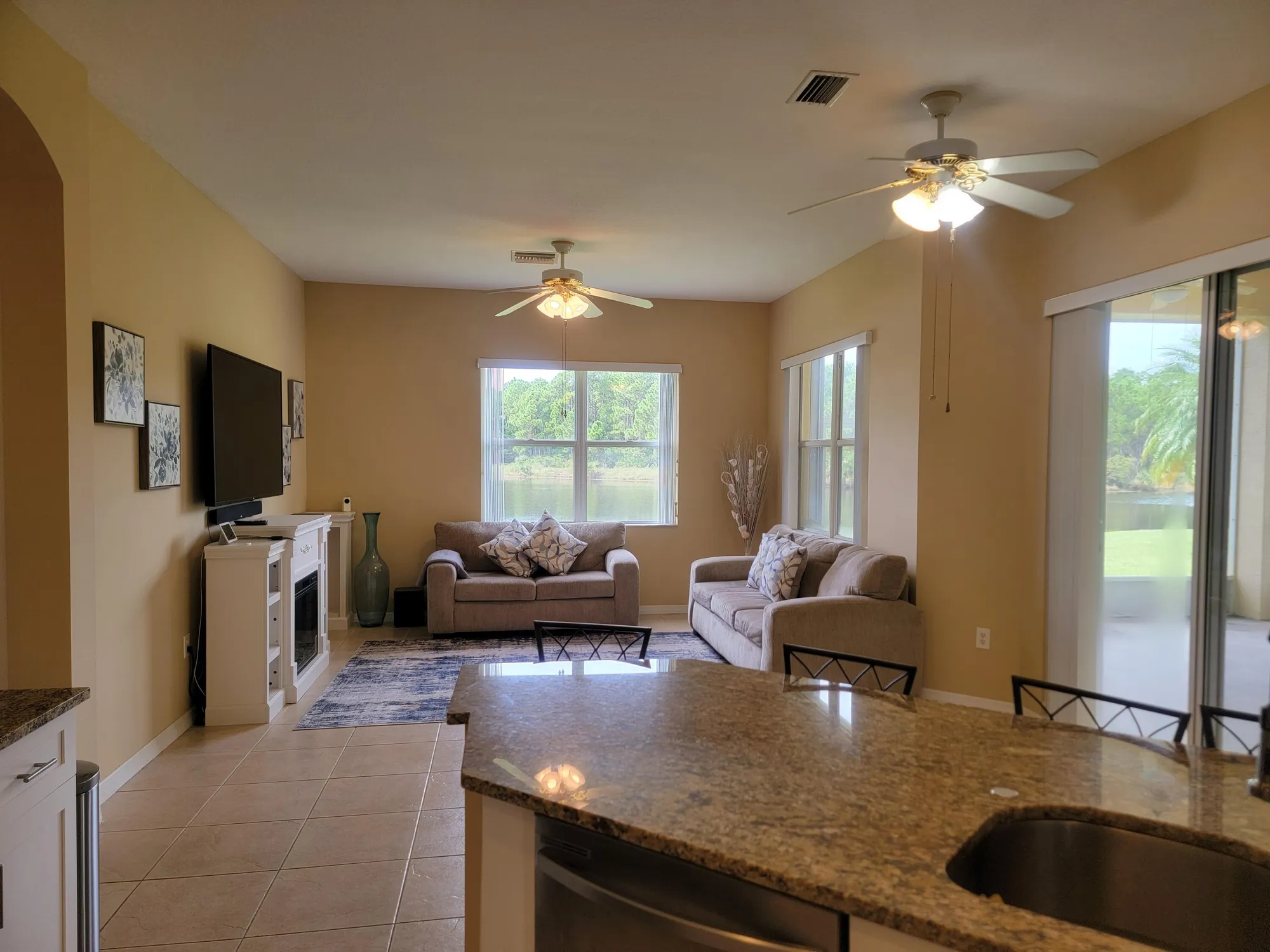Property Slideshow image 12 of 28 | 633 sw long key ct, Port Saint Lucie, FL, 34986