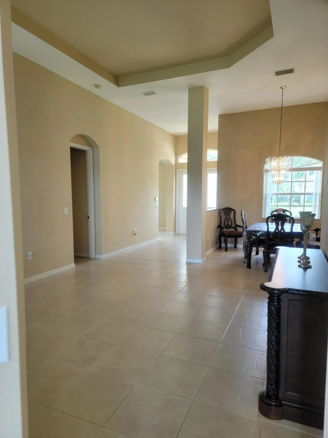 Property Slideshow image 6 of 28 | 633 sw long key ct, Port Saint Lucie, FL, 34986