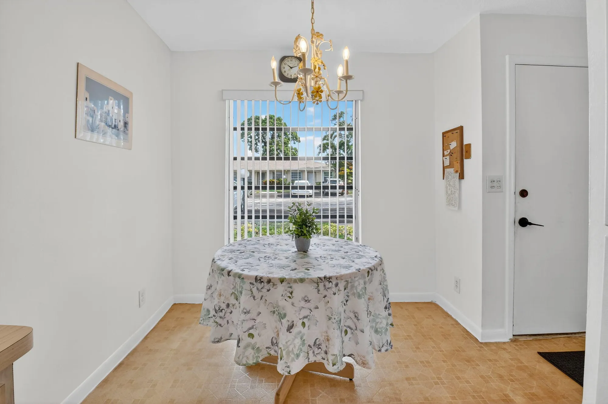 Property Slideshow image 7 of 58 | 21040 covington dr, Boca Raton, FL, 33433