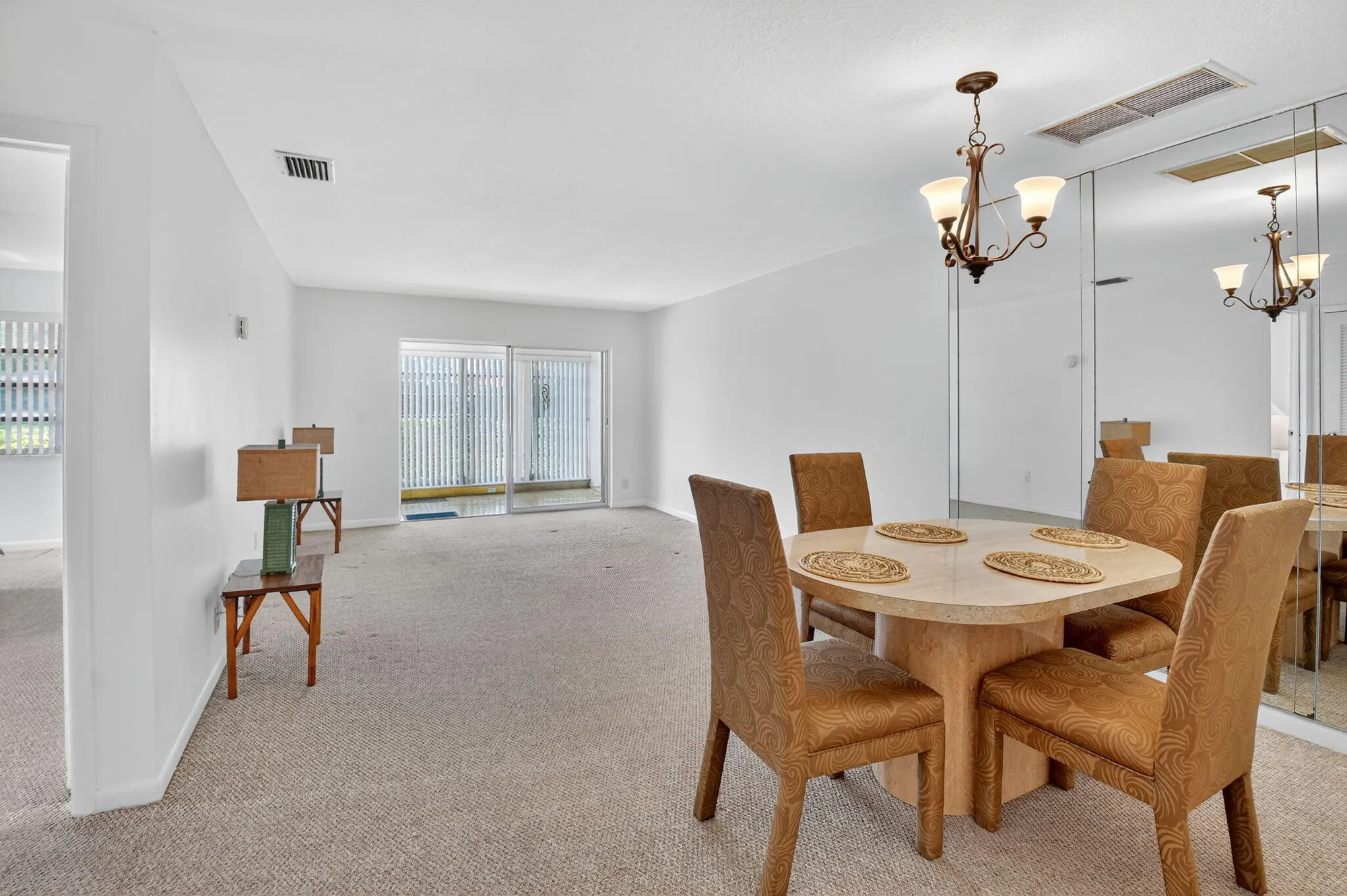 Property Slideshow image 14 of 58 | 21040 covington dr, Boca Raton, FL, 33433