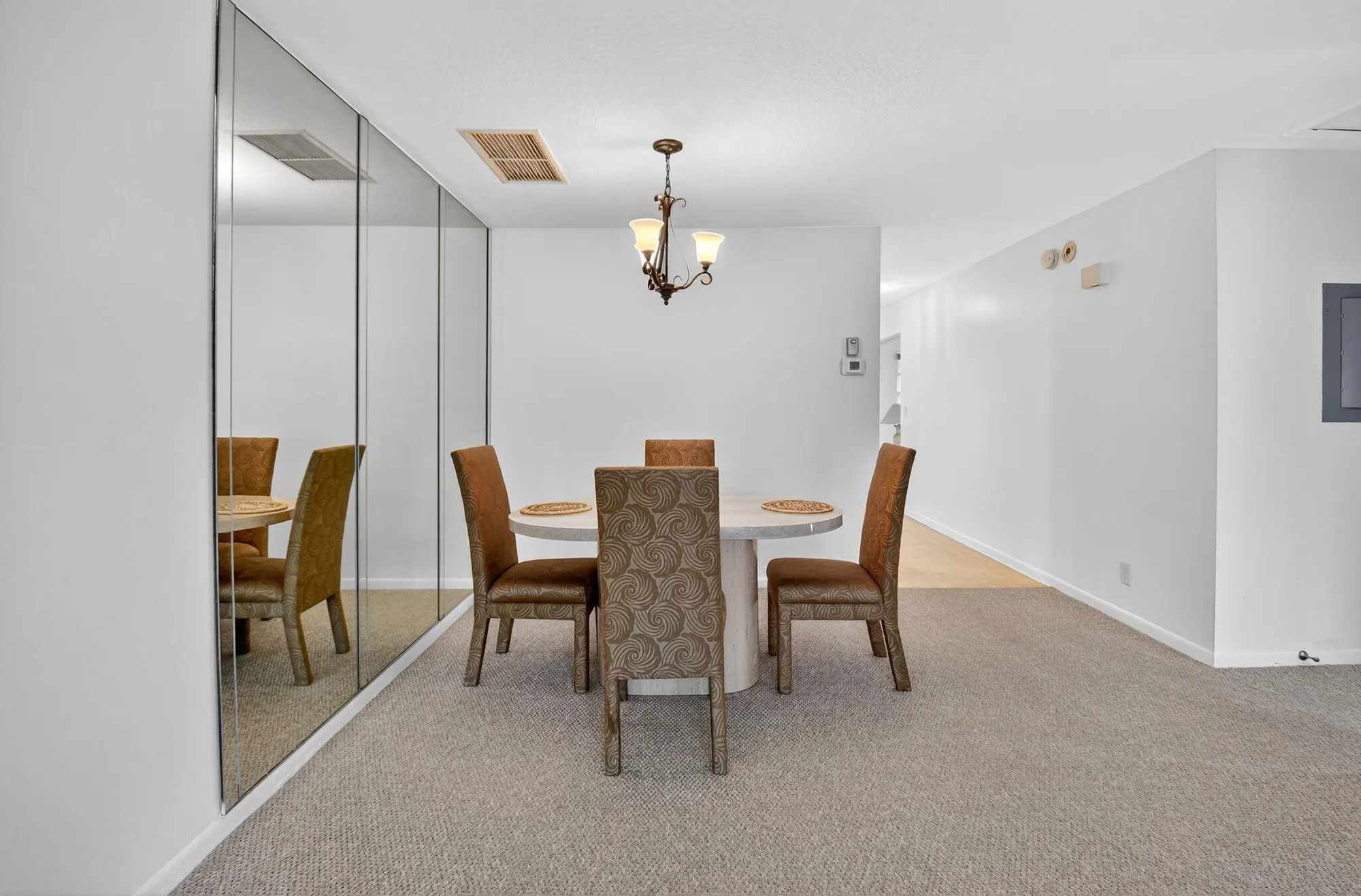 Property Slideshow image 19 of 58 | 21040 covington dr, Boca Raton, FL, 33433