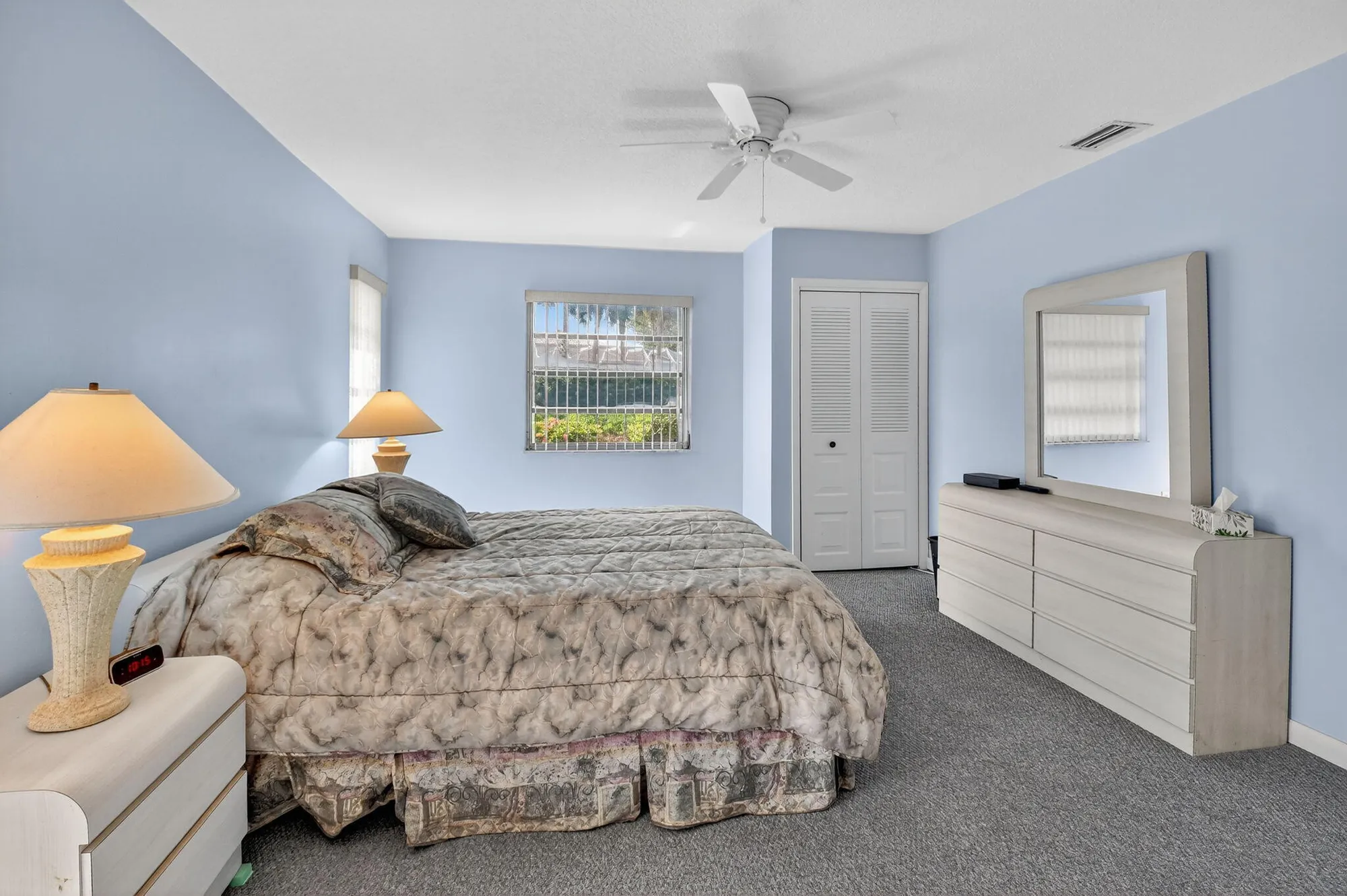 Property Slideshow image 22 of 58 | 21040 covington dr, Boca Raton, FL, 33433