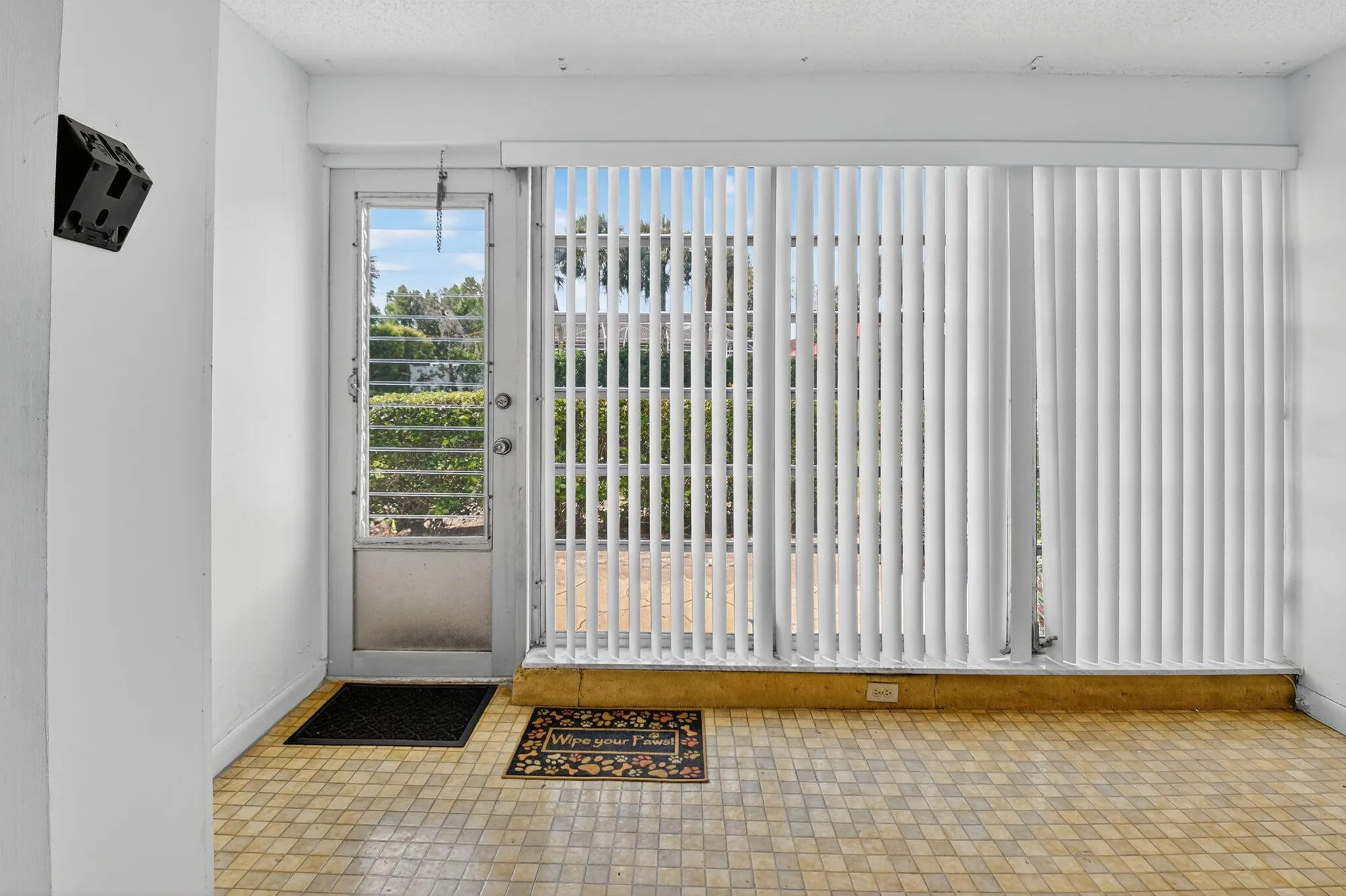 Property Slideshow image 33 of 58 | 21040 covington dr, Boca Raton, FL, 33433