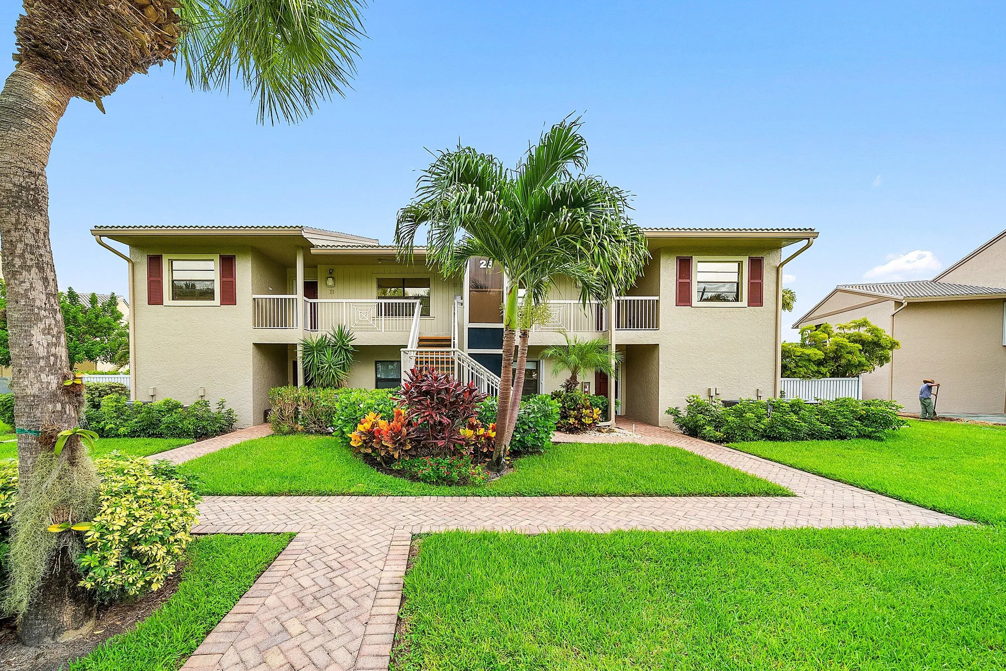 Property Slideshow image 2 of 71 | 23 eastgate dr c, Boynton Beach, FL, 33436
