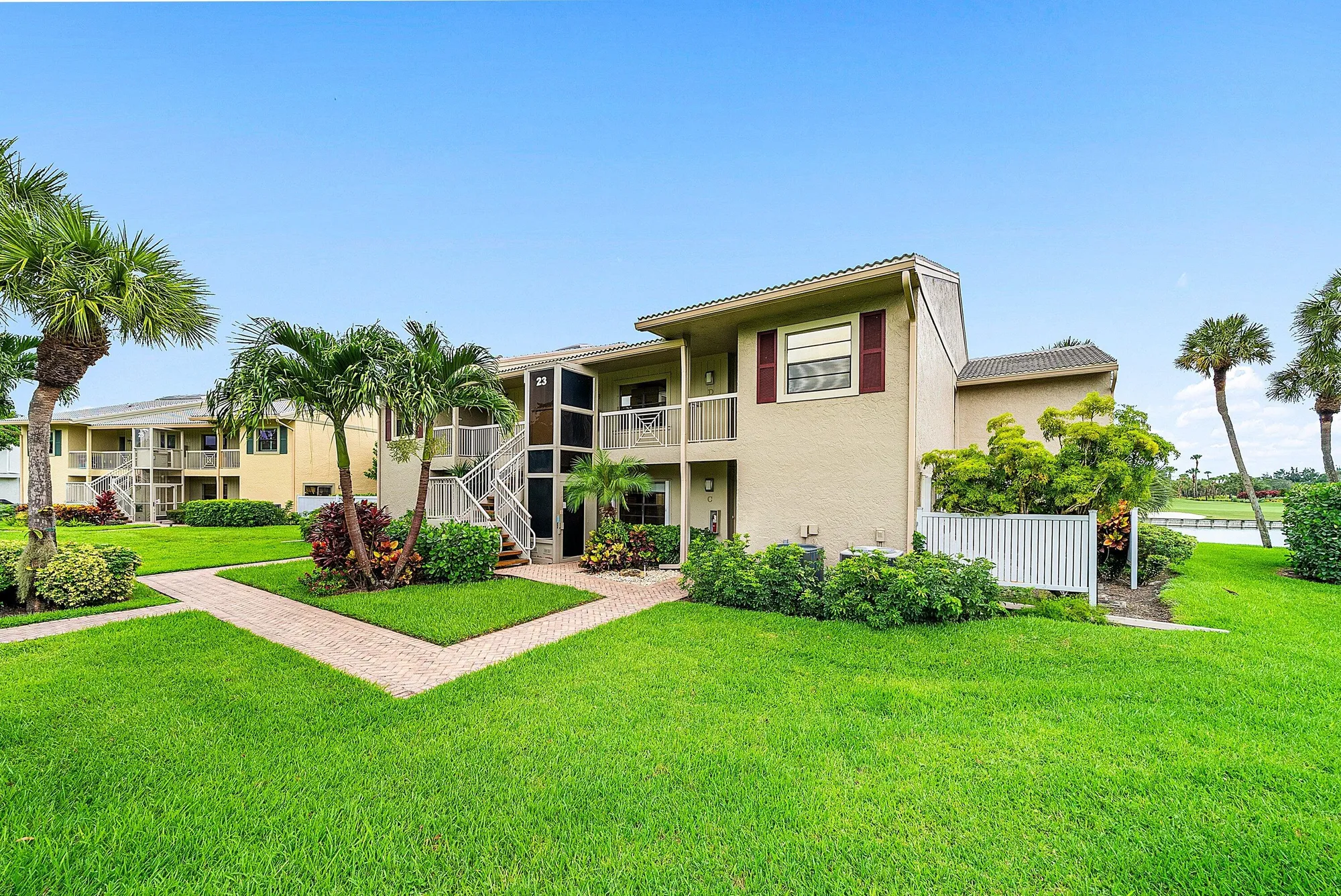 Property Slideshow image 3 of 71 | 23 eastgate dr c, Boynton Beach, FL, 33436