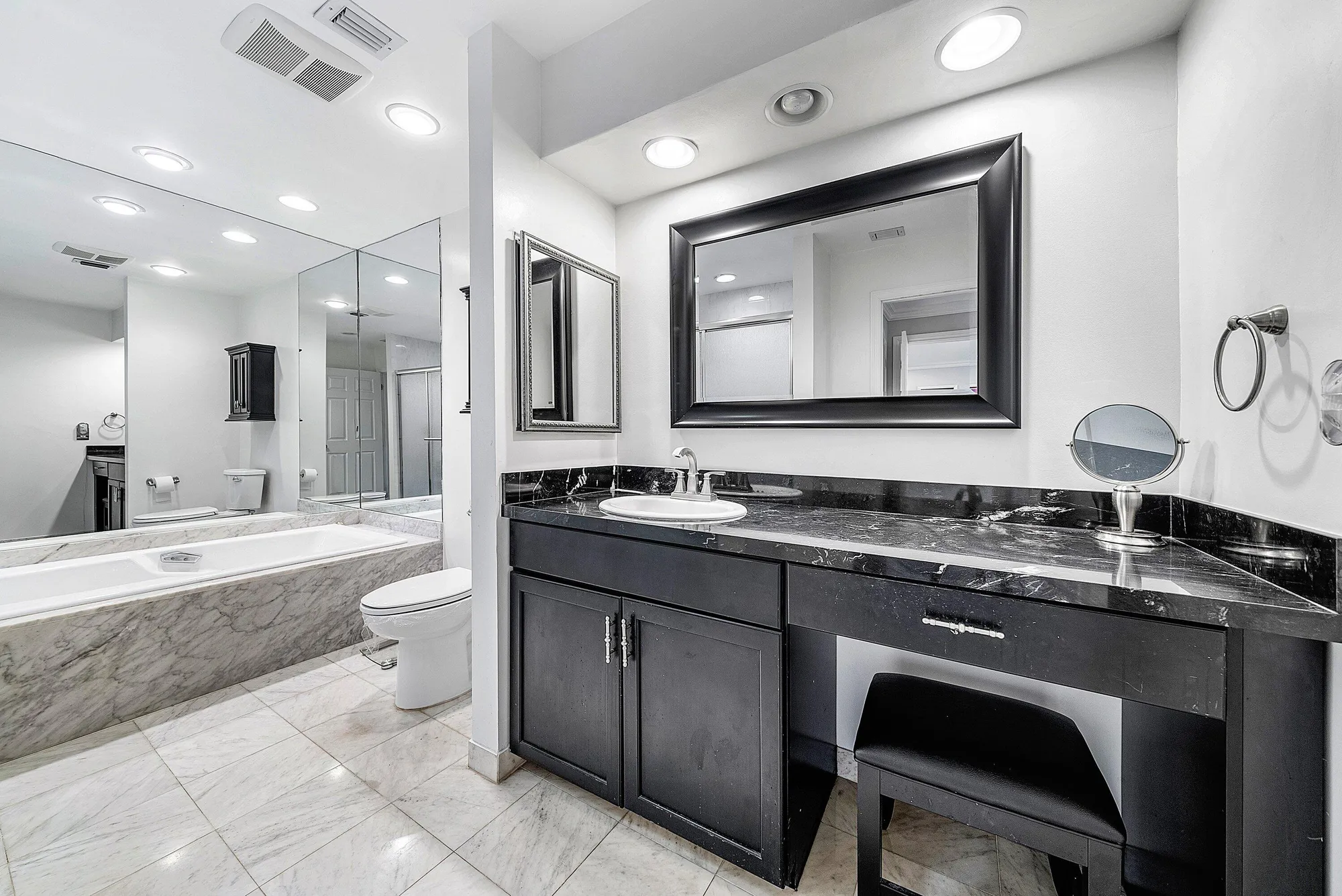 Property Slideshow image 28 of 71 | 23 eastgate dr c, Boynton Beach, FL, 33436