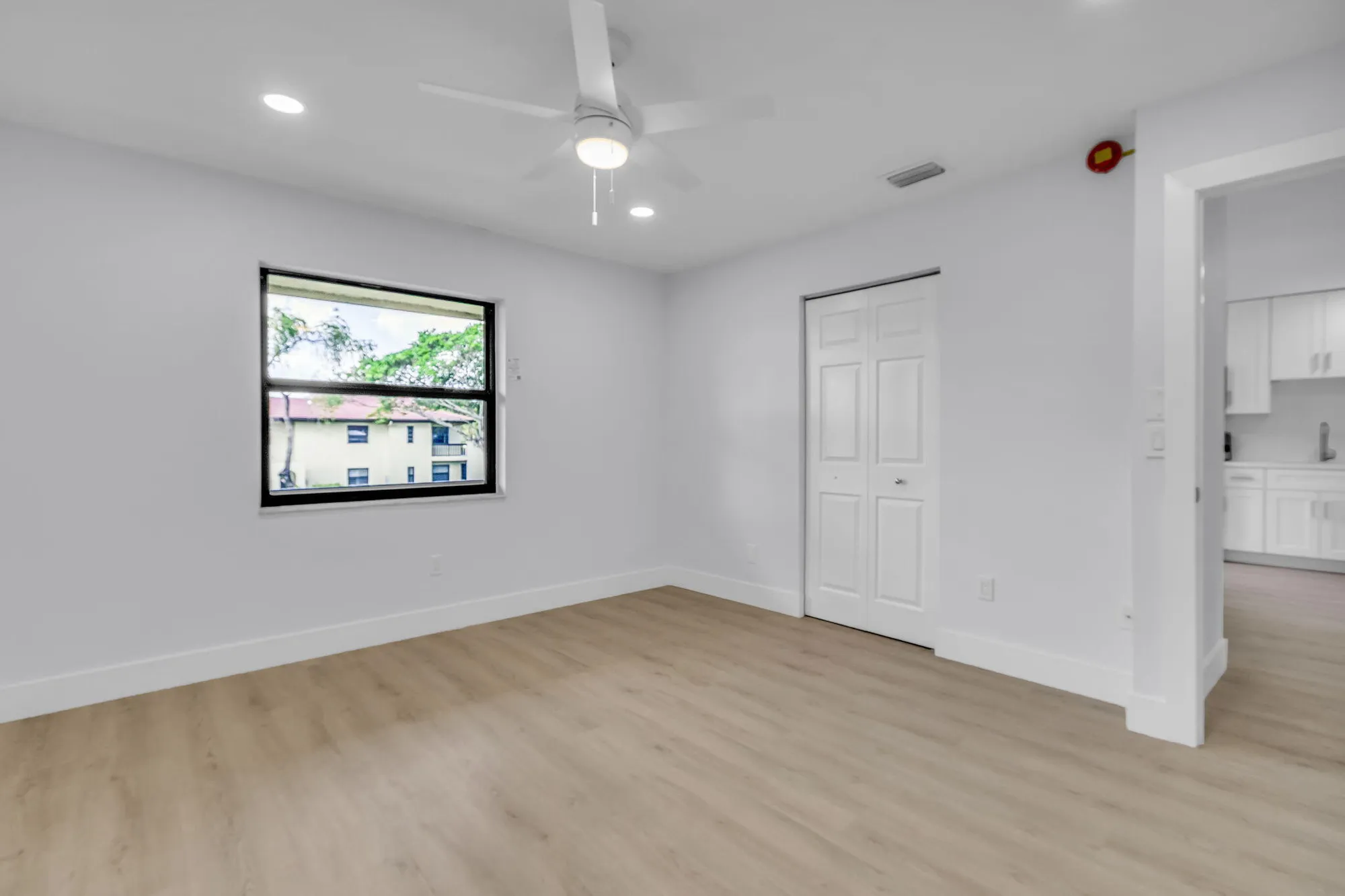 Property Slideshow image 21 of 42 | 8535 casa del lago f, Boca Raton, FL, 33433