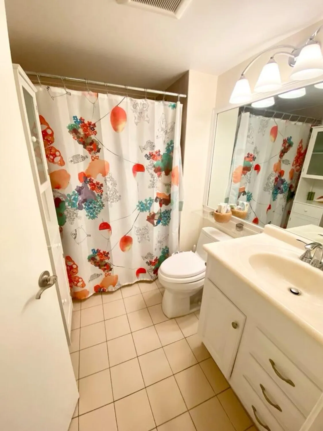 Property Slideshow image 18 of 32 | 14527 bonaire blvd apt 203, Delray Beach, FL, 33446