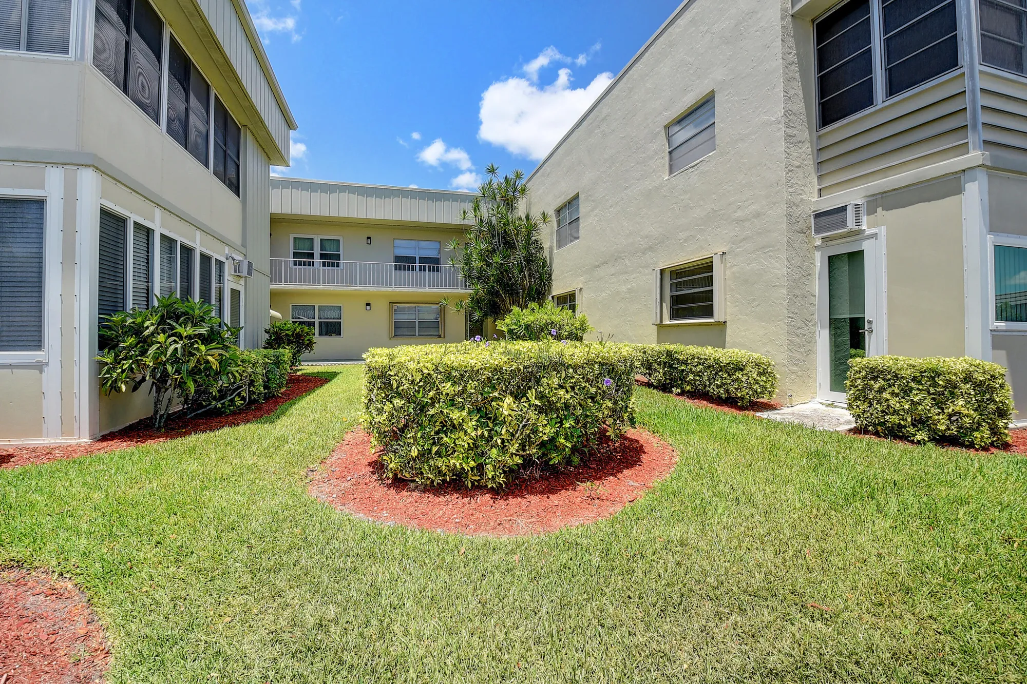 Property Slideshow image 4 of 31 | 318 monaco g g, Delray Beach, FL, 33446