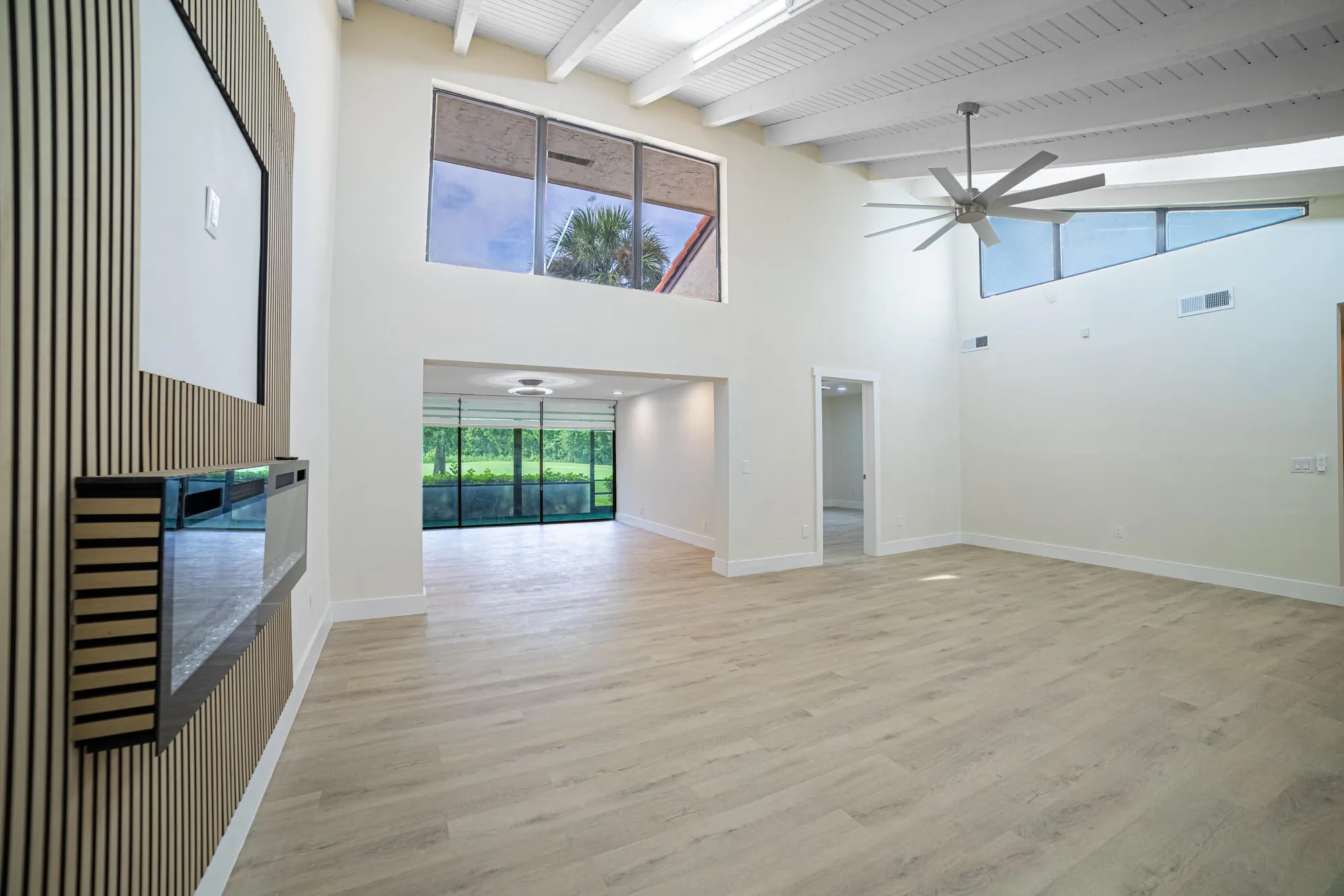 Property Slideshow image 7 of 51 | 8008 eastlake dr # 12-a, Boca Raton, FL, 33433