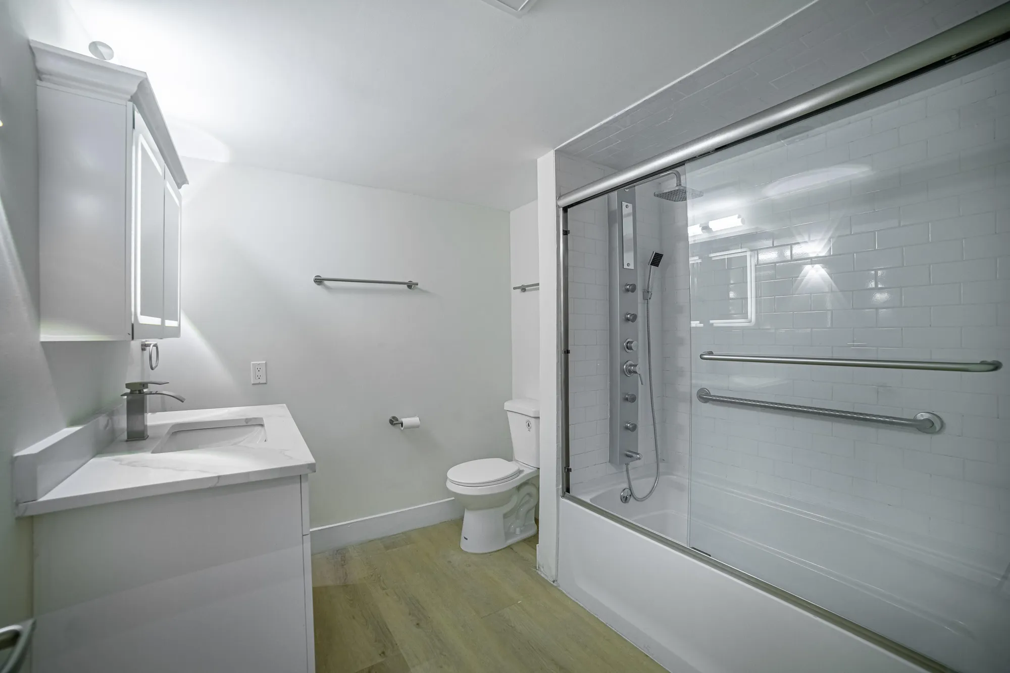 Property Slideshow image 29 of 51 | 8008 eastlake dr # 12-a, Boca Raton, FL, 33433