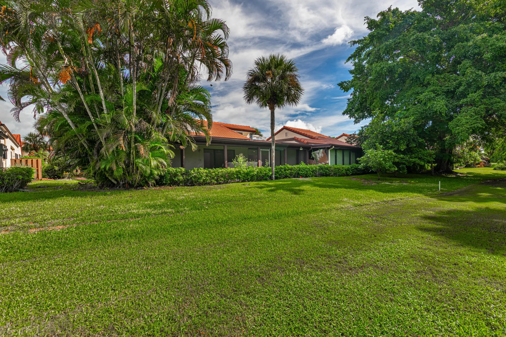 Property Slideshow image 45 of 51 | 8008 eastlake dr # 12-a, Boca Raton, FL, 33433