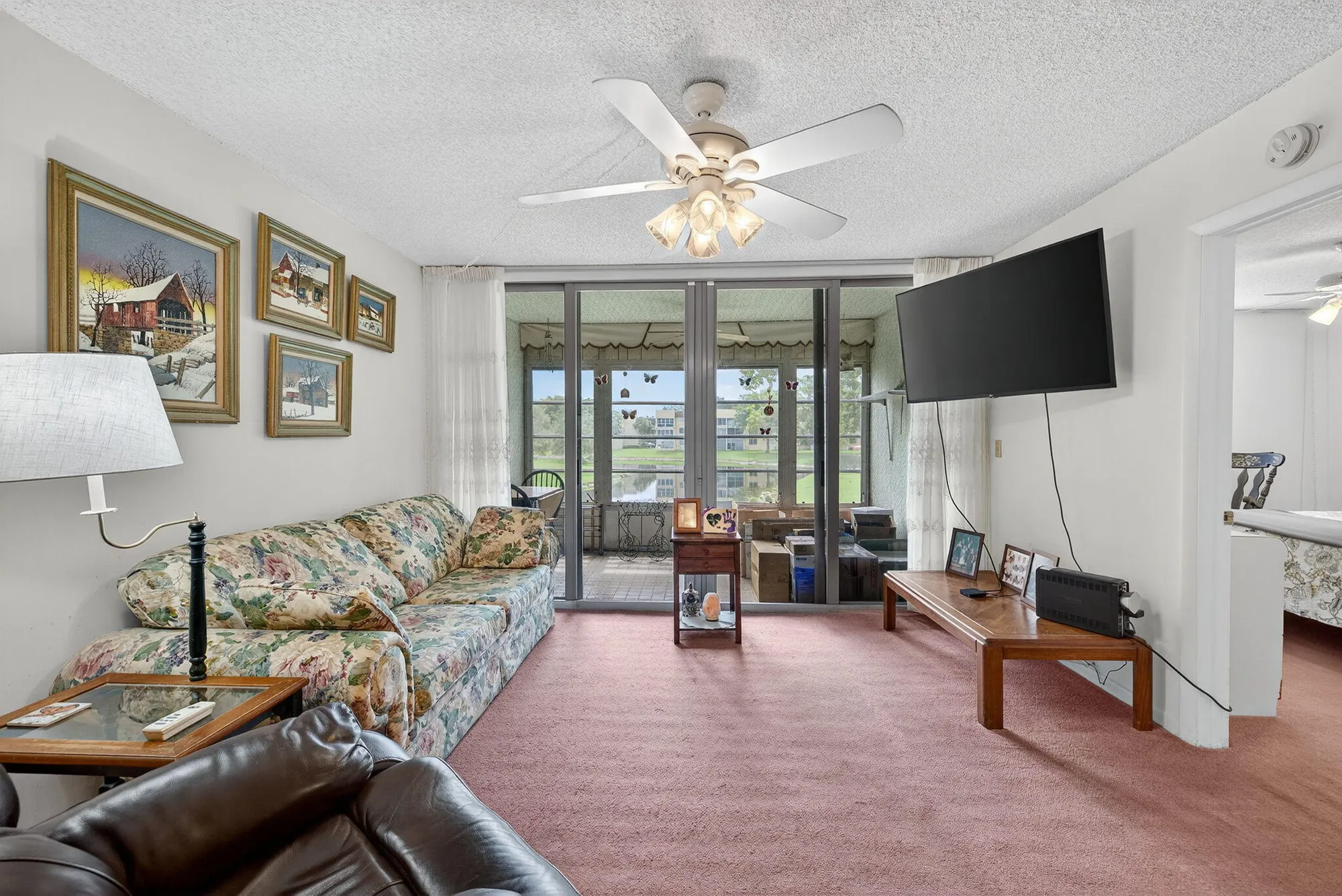Property Slideshow image 7 of 25 | 6020 nw 64th ave 211, Tamarac, FL, 33319