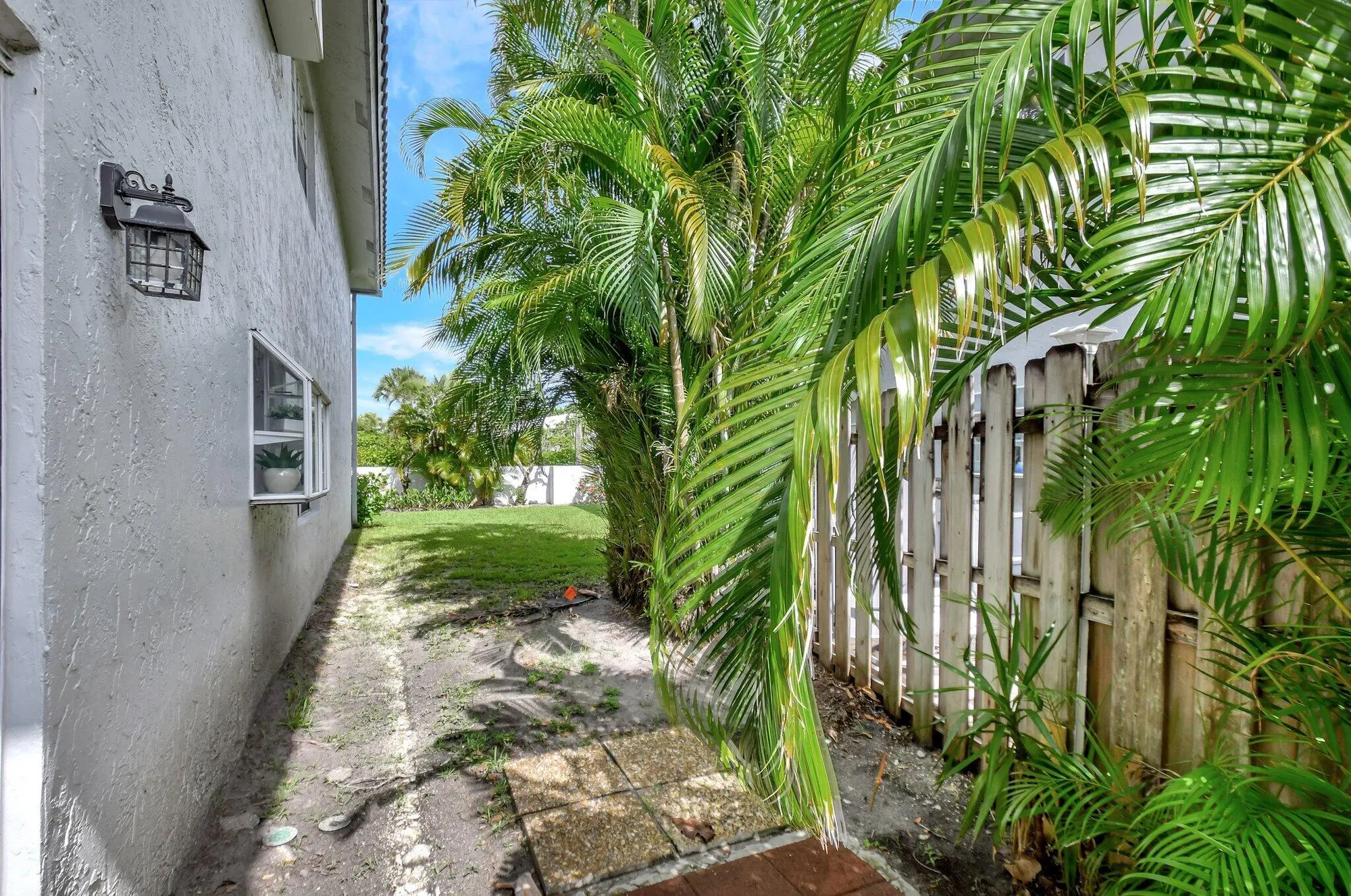 Property Slideshow image 31 of 31 | 11666 briarwood 2 cir 2, Boynton Beach, FL, 33437
