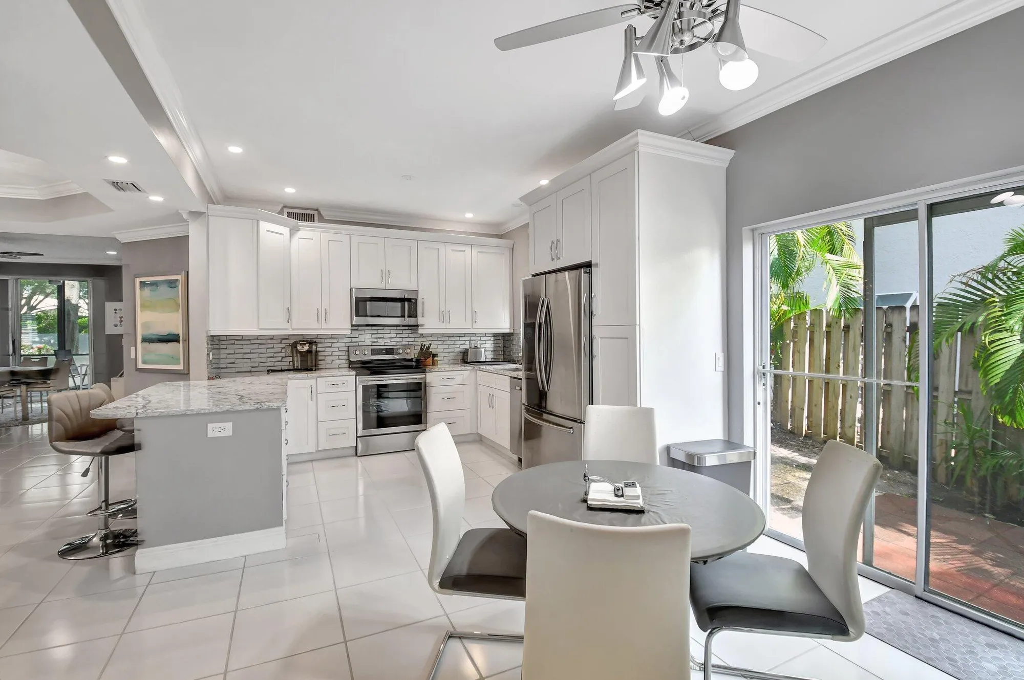 Property Slideshow image 17 of 31 | 11666 briarwood 2 cir 2, Boynton Beach, FL, 33437