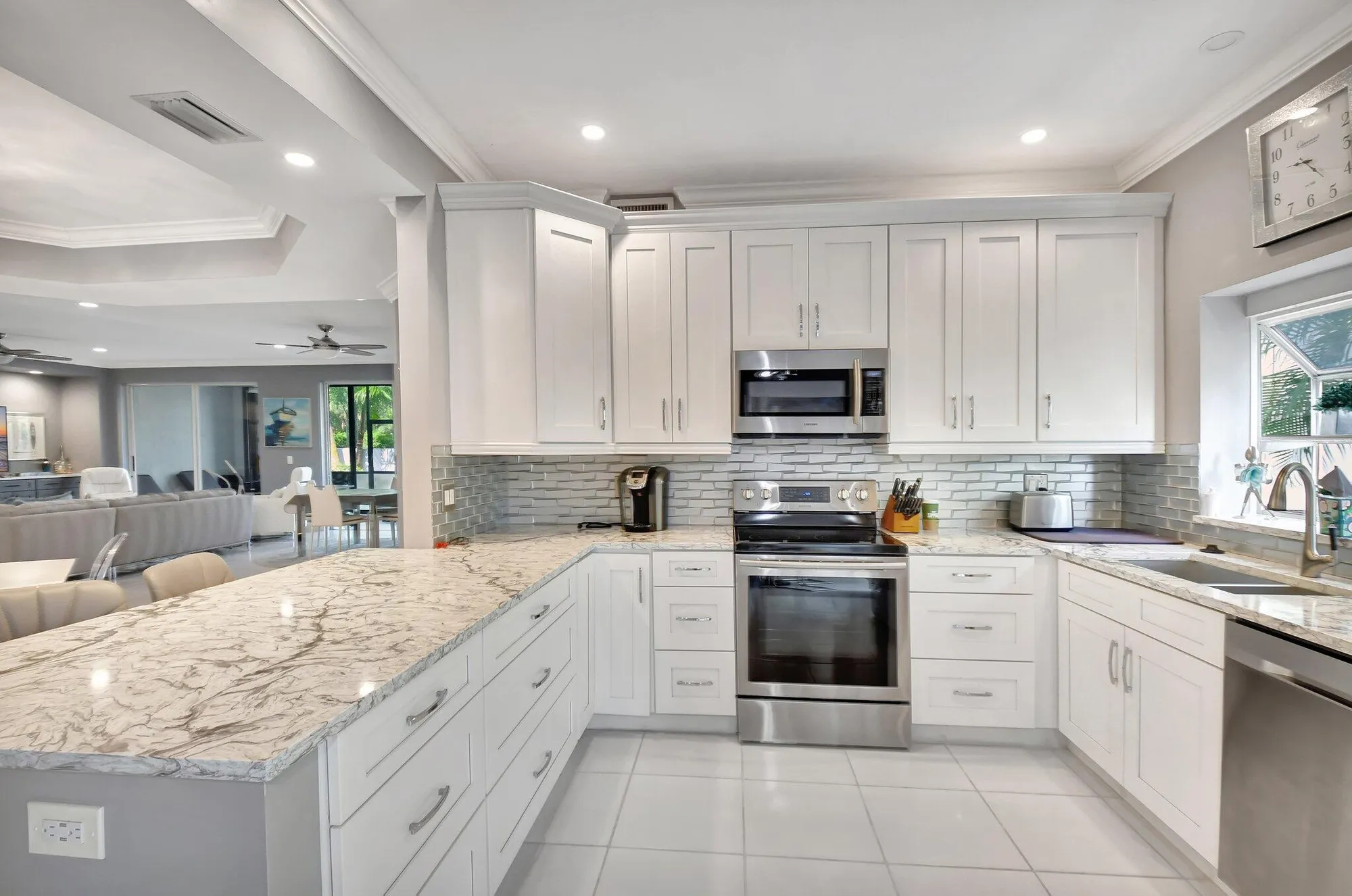 Property Slideshow image 5 of 31 | 11666 briarwood 2 cir 2, Boynton Beach, FL, 33437