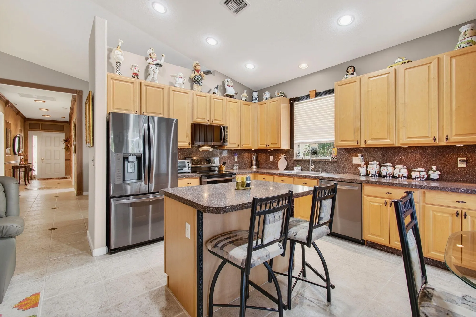 Property Slideshow image 29 of 92 | 9523 sandpiper ln, West Palm Beach, FL, 33411