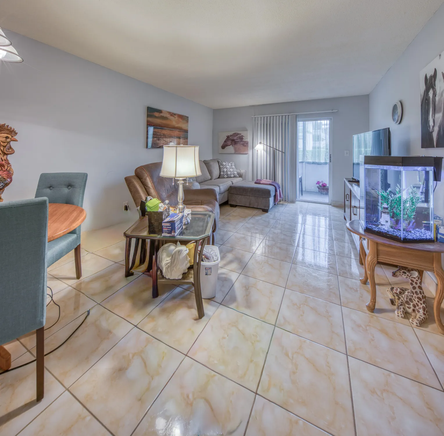 Property Slideshow image 3 of 30 | 2811 garden dr s apt 104, Lake Worth Beach, FL, 33461