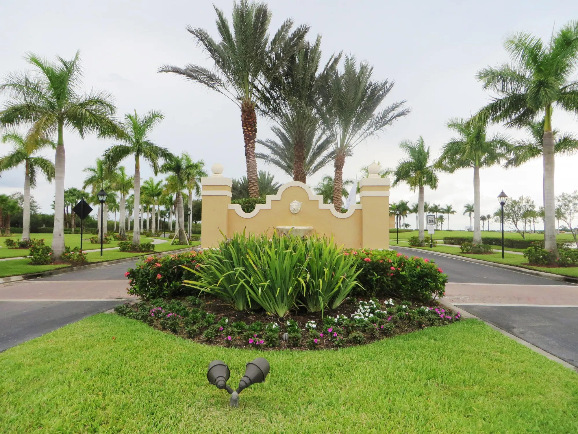 Property Slideshow image 22 of 37 | 11708 sw mountain ash cir, Port Saint Lucie, FL, 34987