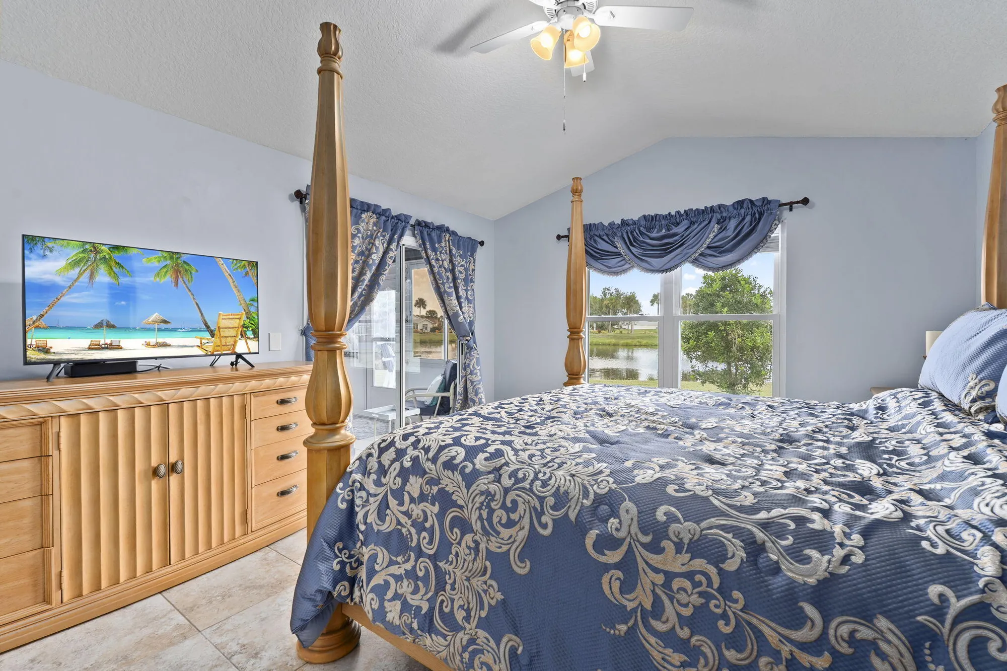 Property Slideshow image 24 of 60 | 556 paurotis ln, Fort Pierce, FL, 34982