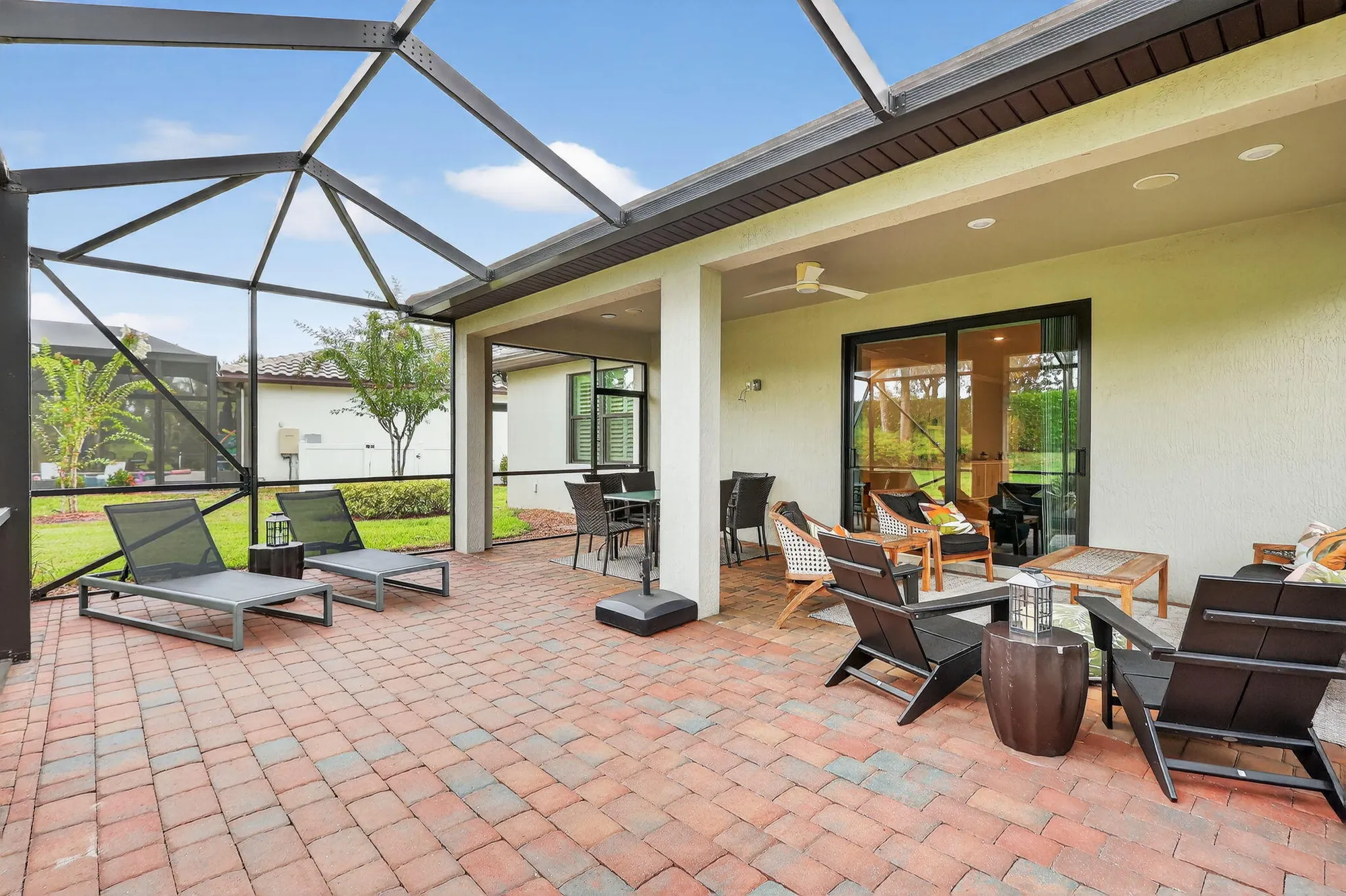 Property Slideshow image 6 of 48 | 4881 overton cir, Vero Beach, FL, 32967