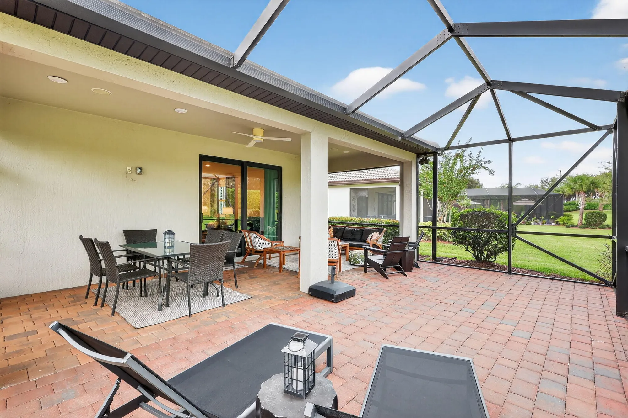 Property Slideshow image 8 of 48 | 4881 overton cir, Vero Beach, FL, 32967