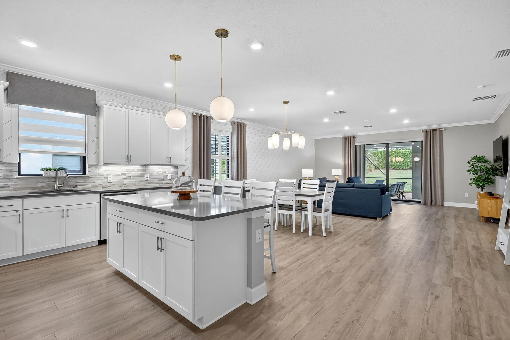 Property Slideshow image 10 of 48 | 4881 overton cir, Vero Beach, FL, 32967