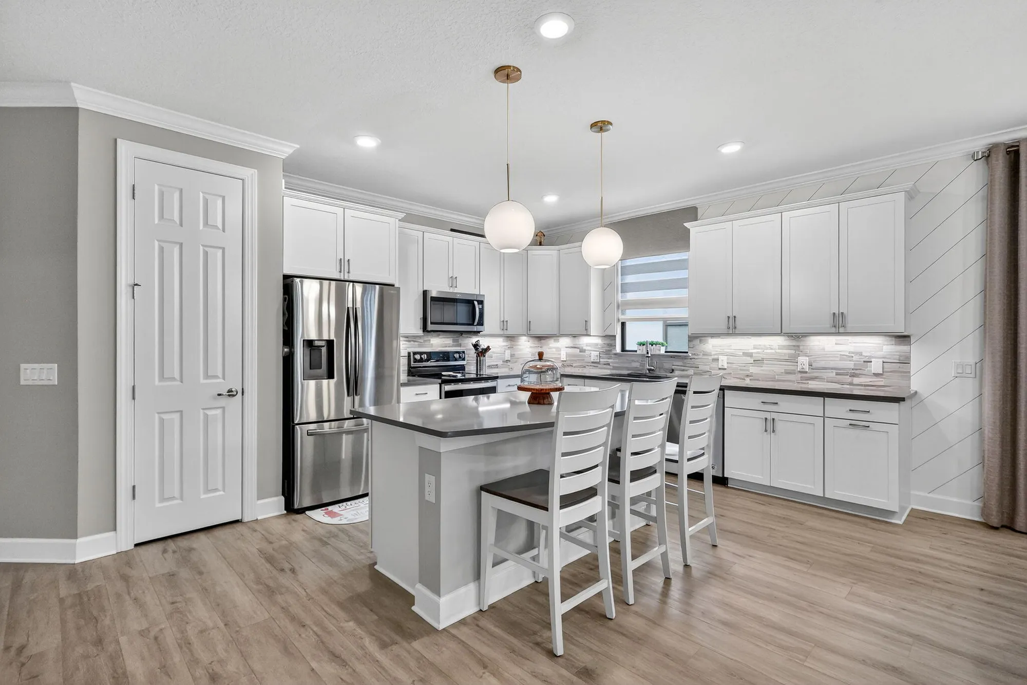 Property Slideshow image 14 of 48 | 4881 overton cir, Vero Beach, FL, 32967