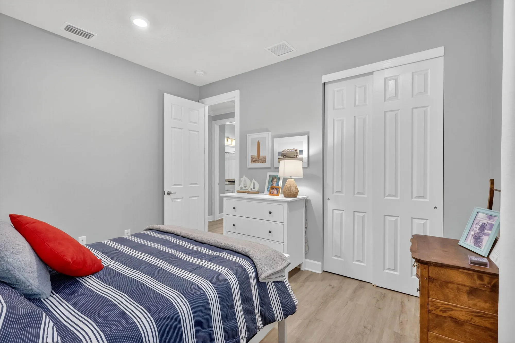 Property Slideshow image 27 of 48 | 4881 overton cir, Vero Beach, FL, 32967