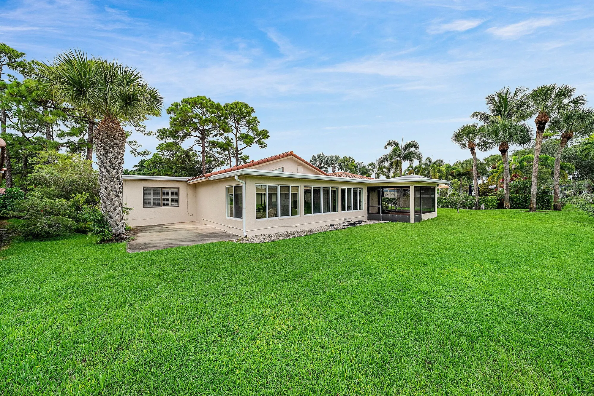 Property Slideshow image 32 of 67 | 6 woods ln 60, Boynton Beach, FL, 33436