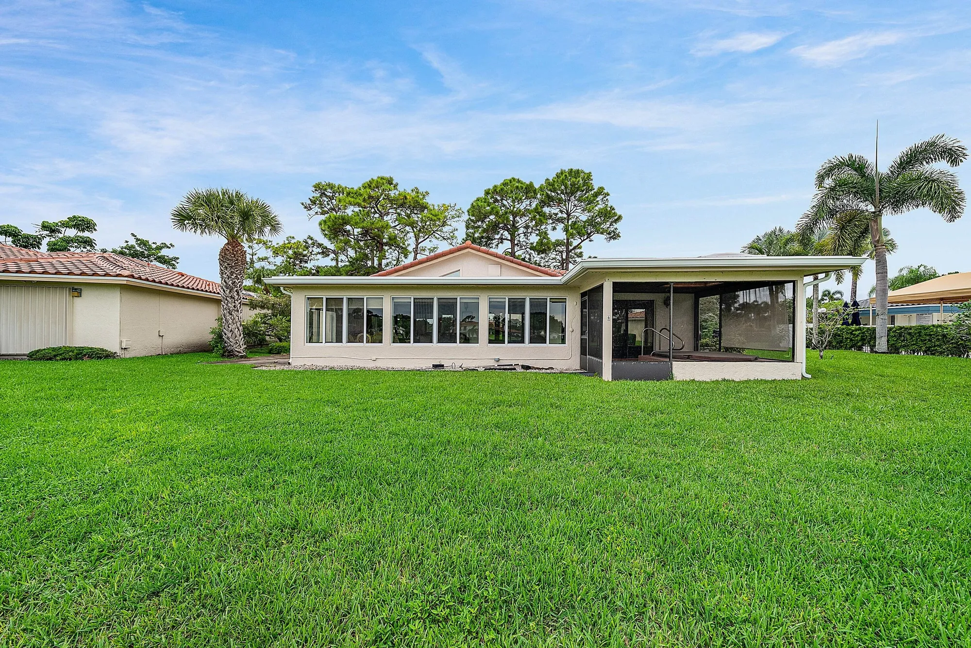 Property Slideshow image 33 of 67 | 6 woods ln 60, Boynton Beach, FL, 33436