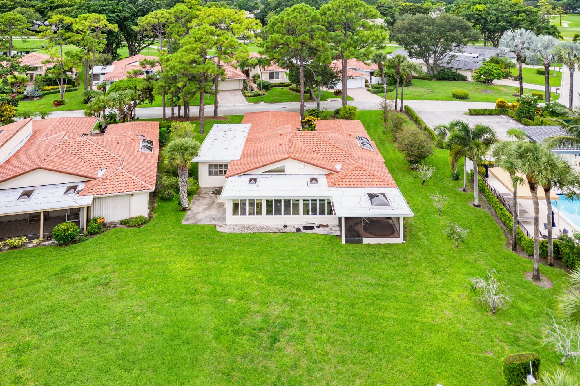 Property Slideshow image 39 of 67 | 6 woods ln 60, Boynton Beach, FL, 33436